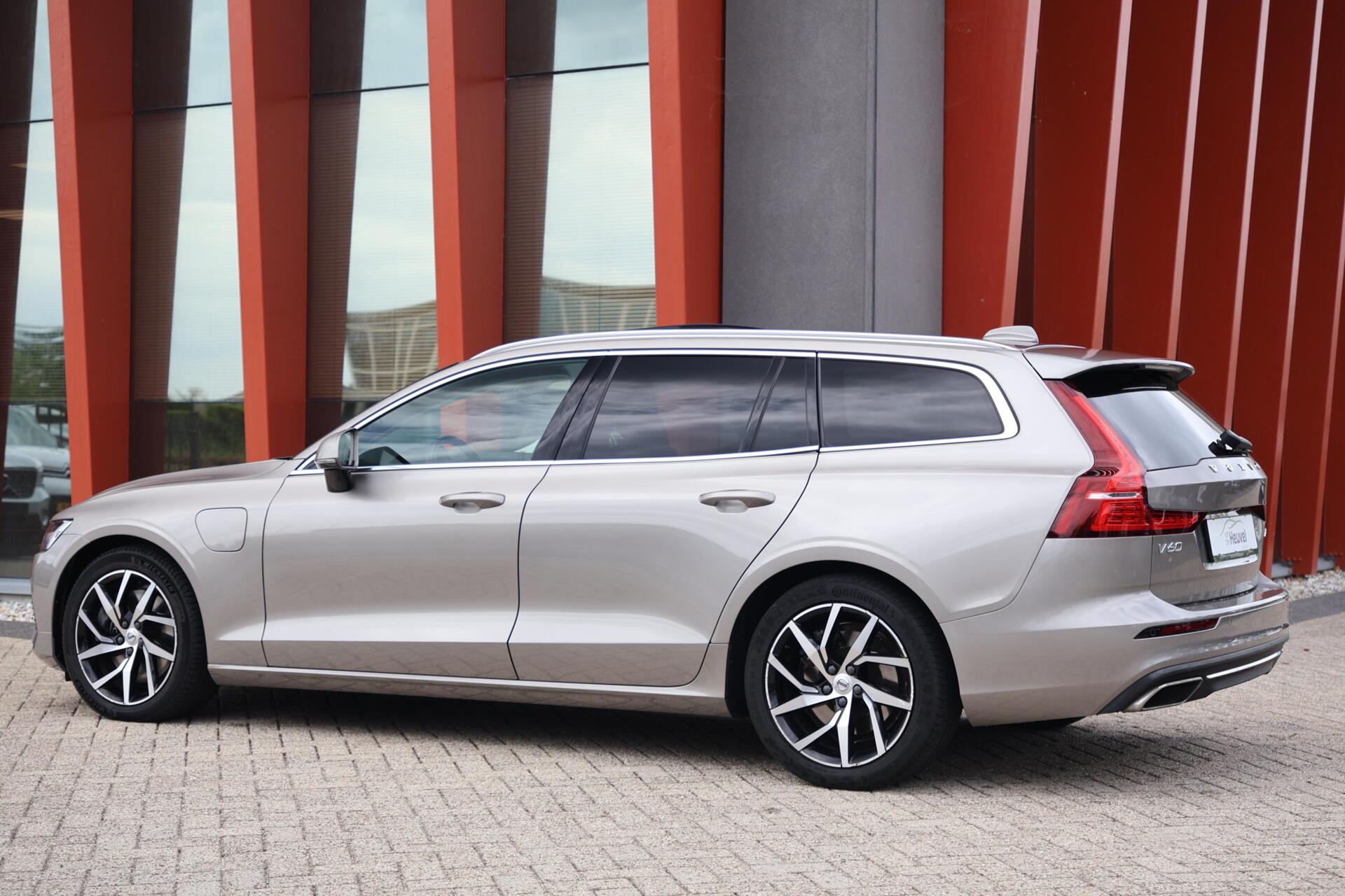 Foto van Volvo V60 T8 Twin Engine