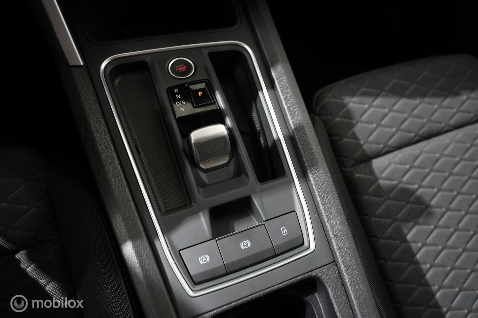 Foto van Seat Seat Leon SP E-hybrid150