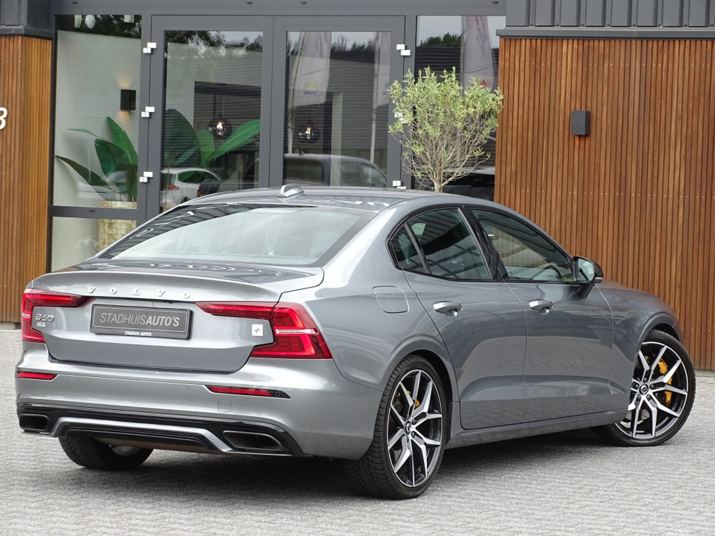 Foto van Volvo S60 T8 Twin Engine