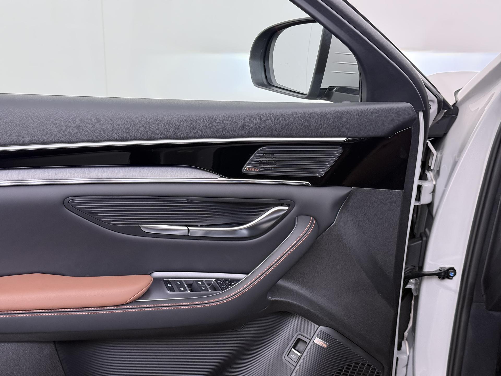 Foto van BYD BYD Seal U Dm-i