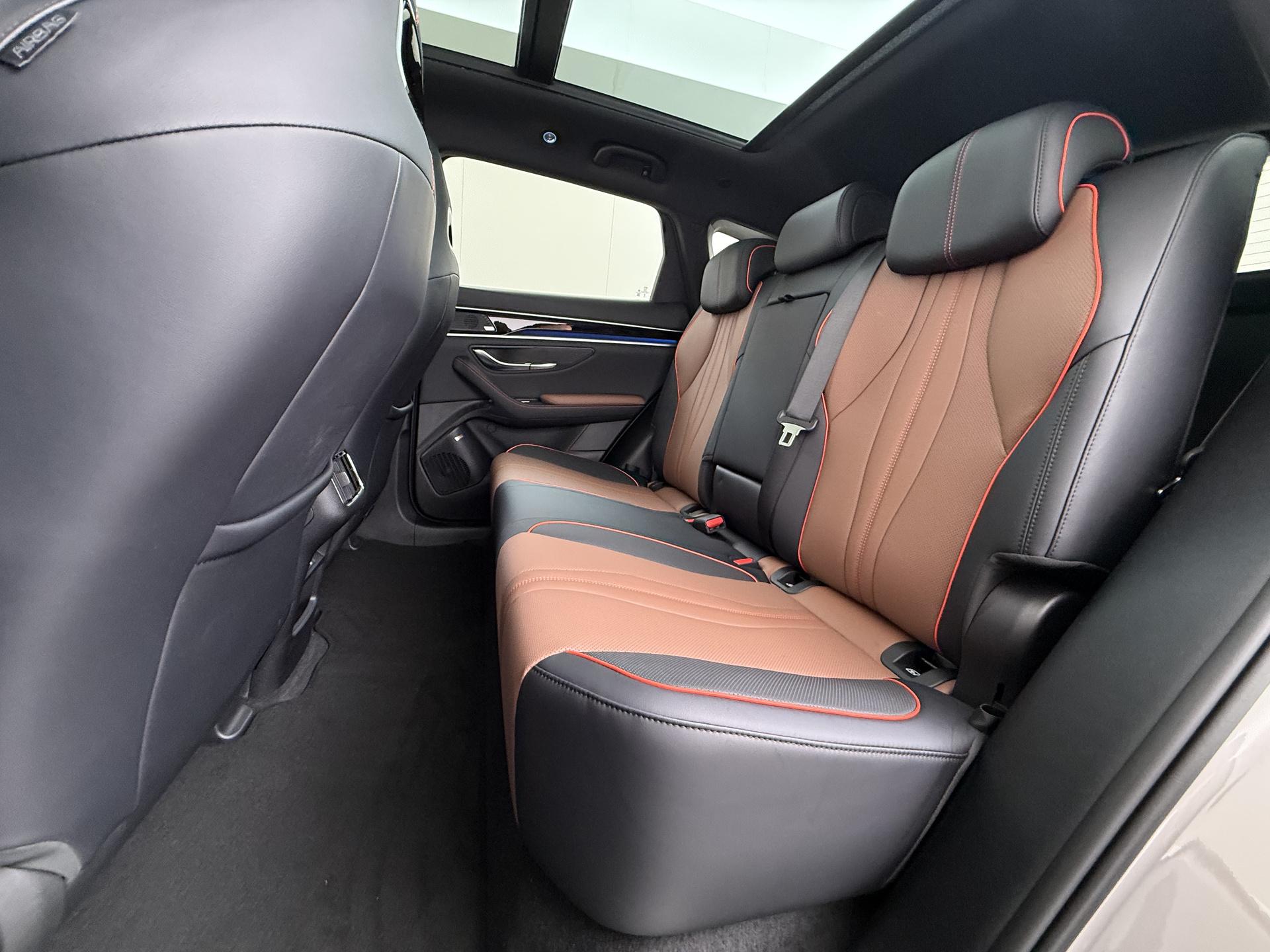 Foto van BYD BYD Seal U Dm-i
