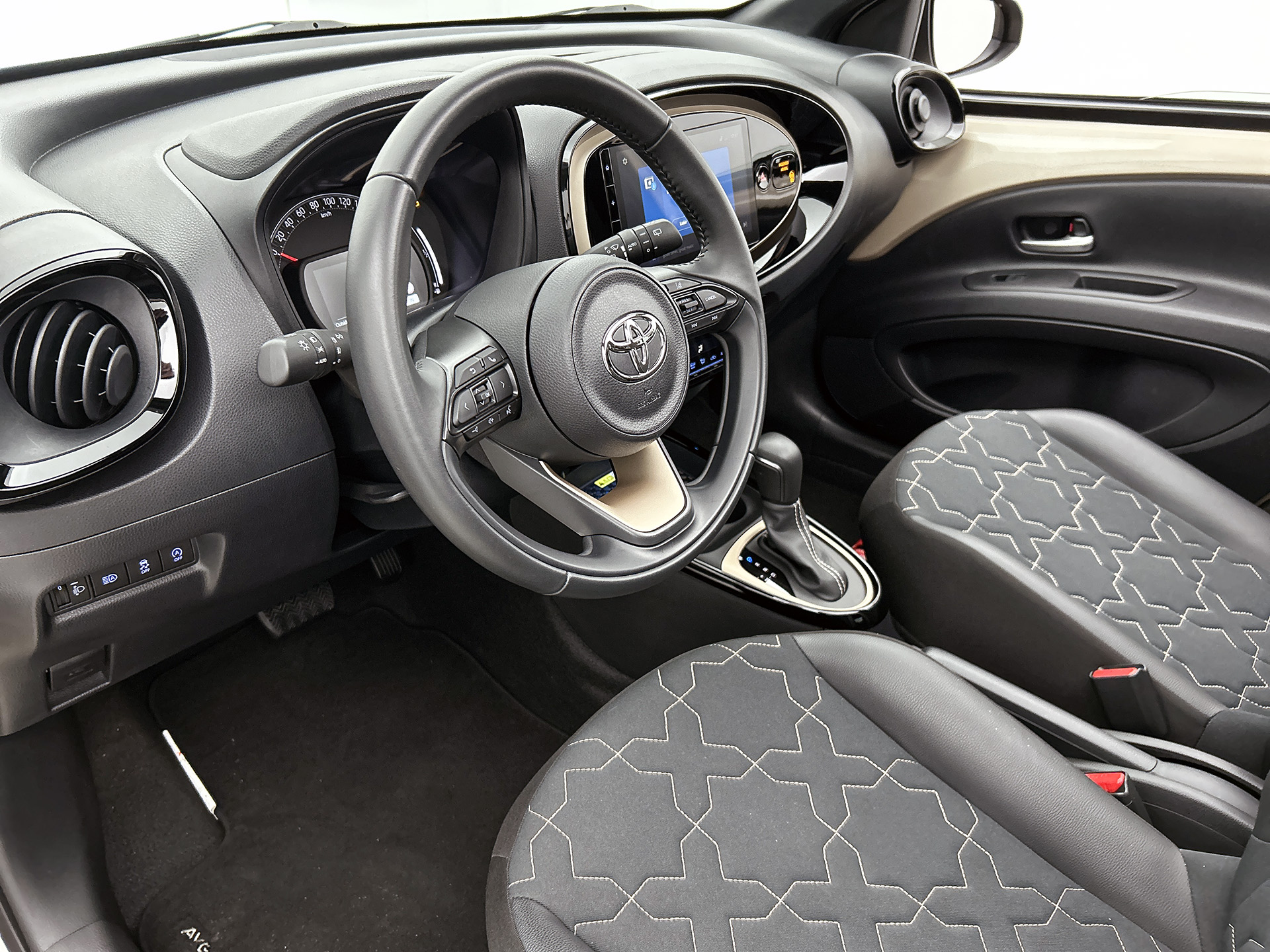 Foto van Toyota Toyota Aygo X