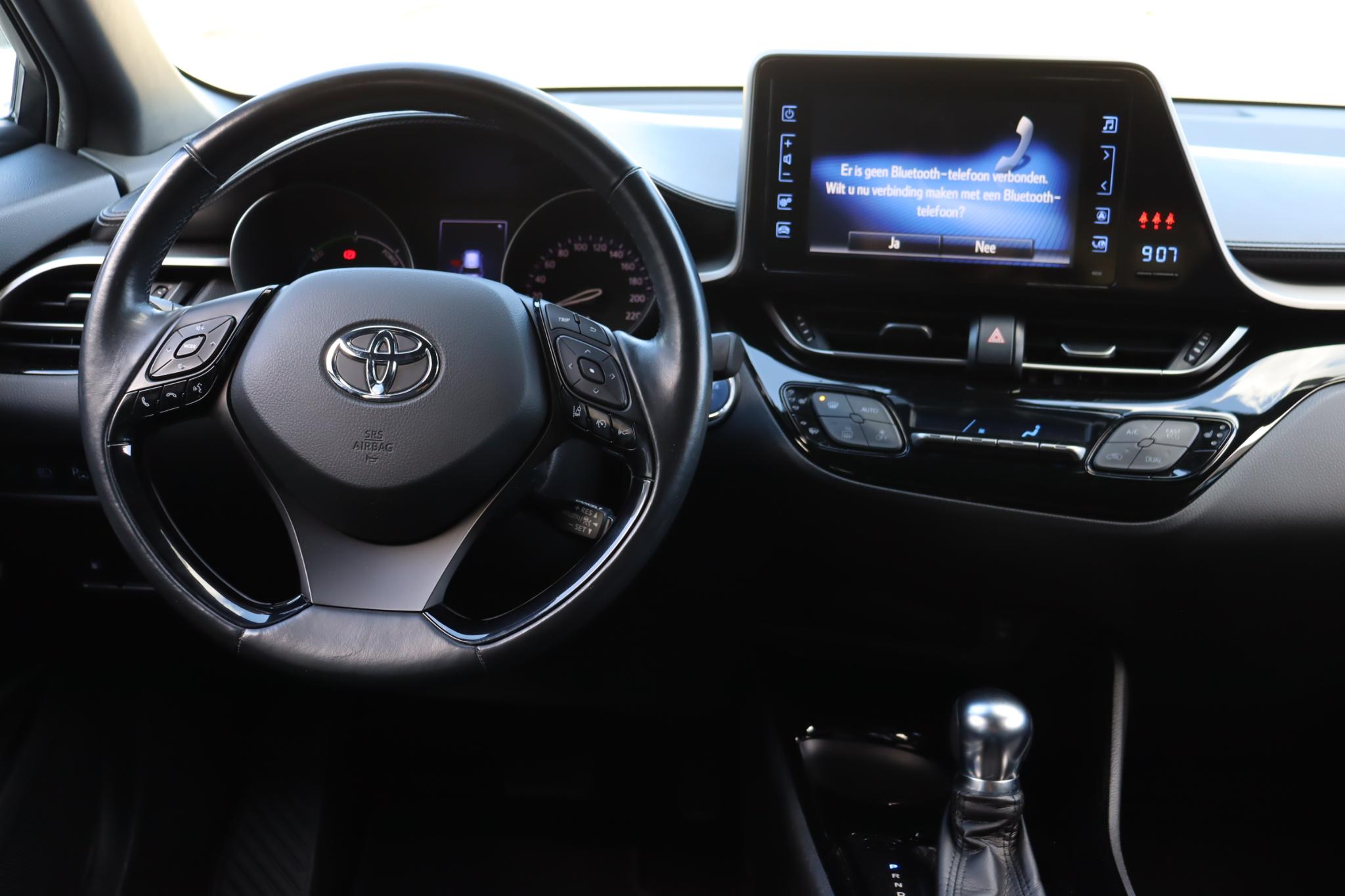 Foto van Toyota C-hr