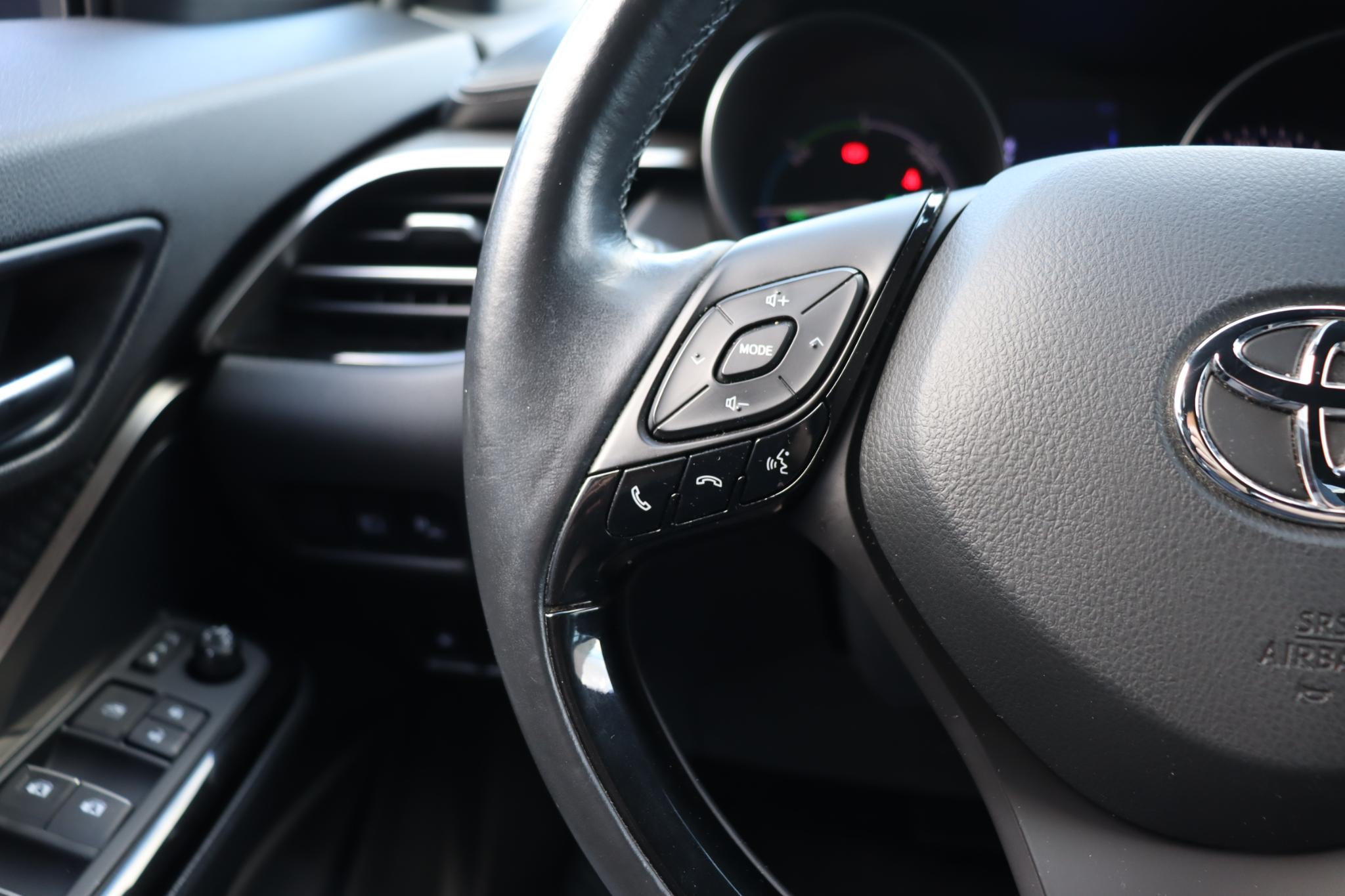 Foto van Toyota C-hr