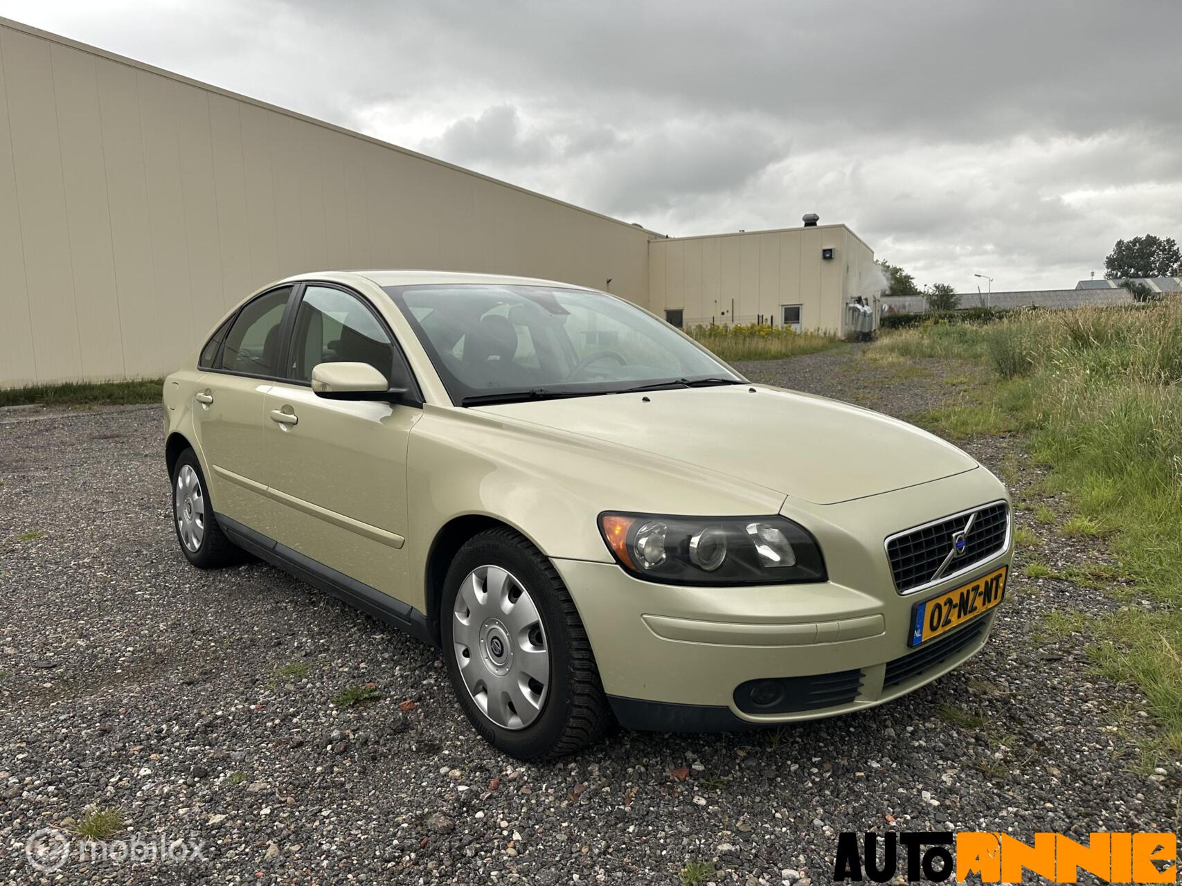 Foto van Volvo S40
