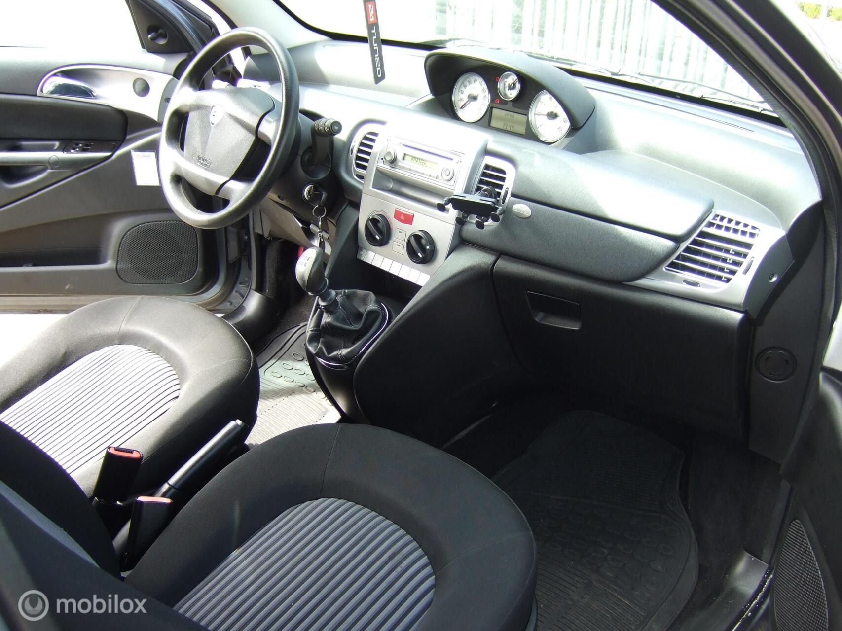 Foto van Lancia Lancia Ypsilon