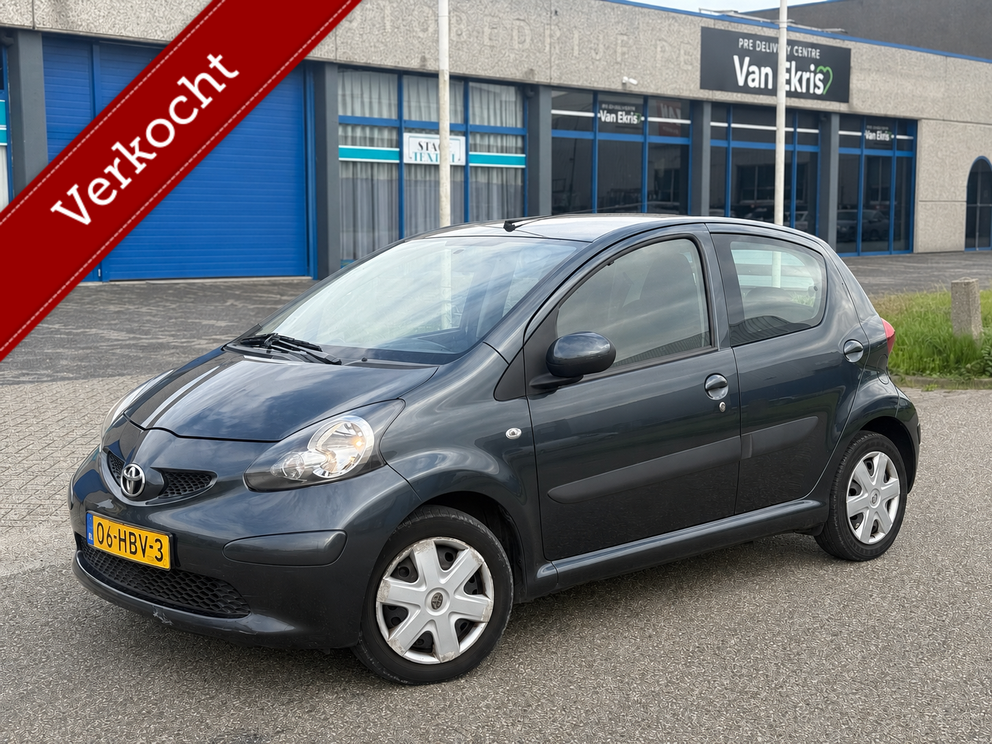 Toyota Toyota Aygo 1.0-12V 5-DRS Elek pakket Aux Lage KM Zuinig 2008 - voorkant