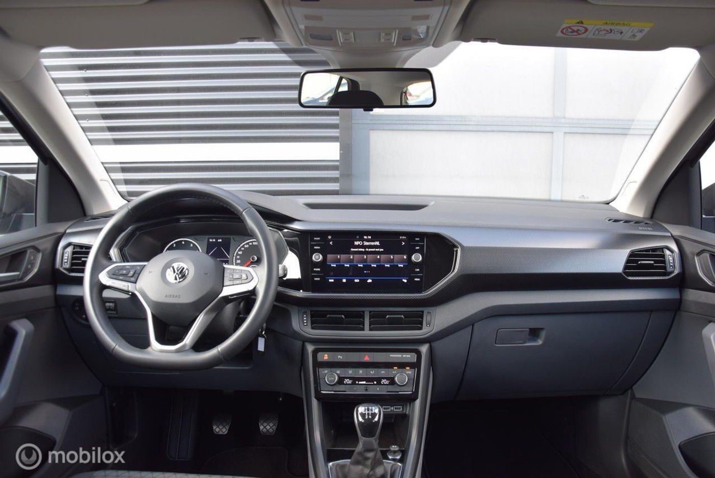 Foto van Volkswagen T-cross