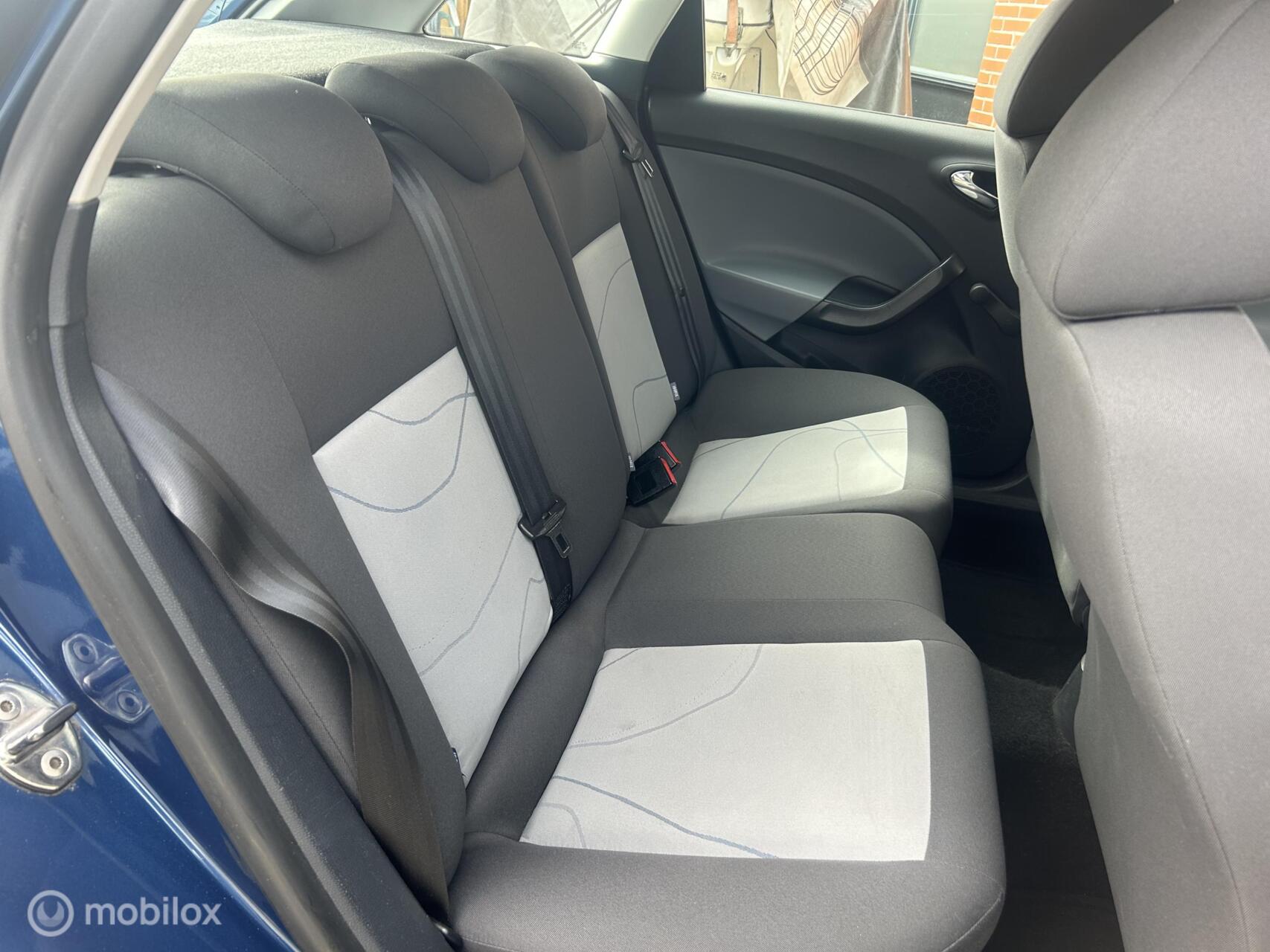 Foto van Seat Ibiza ST