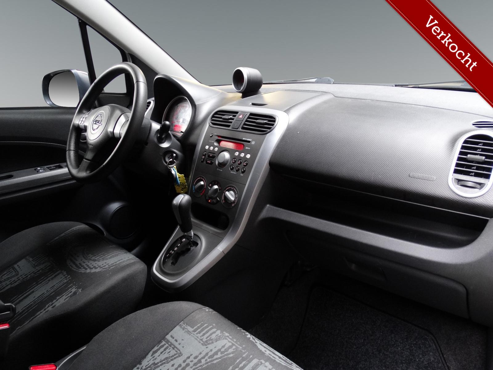 Foto van Opel Agila