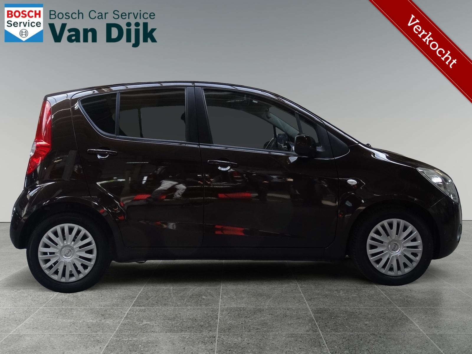 Foto van Opel Agila