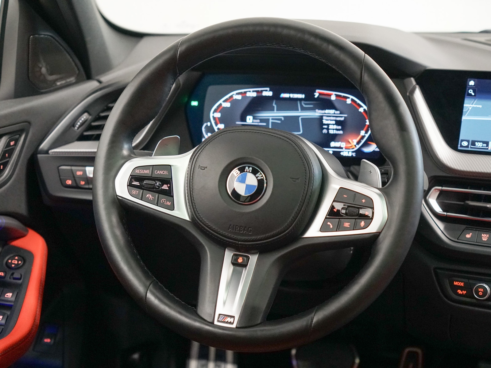 Foto van BMW M135i xDrive
