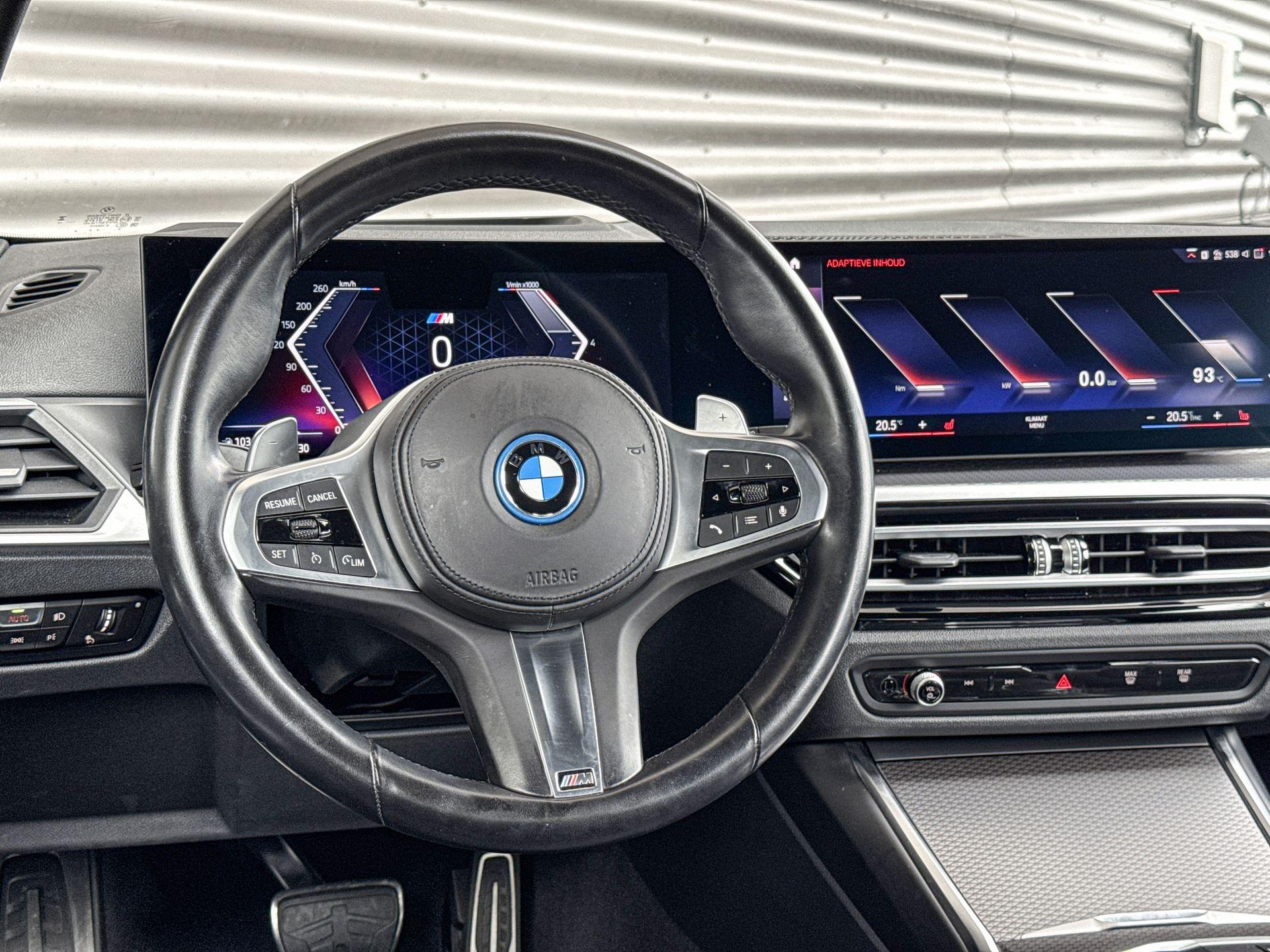 Foto van BMW 330e xDrive