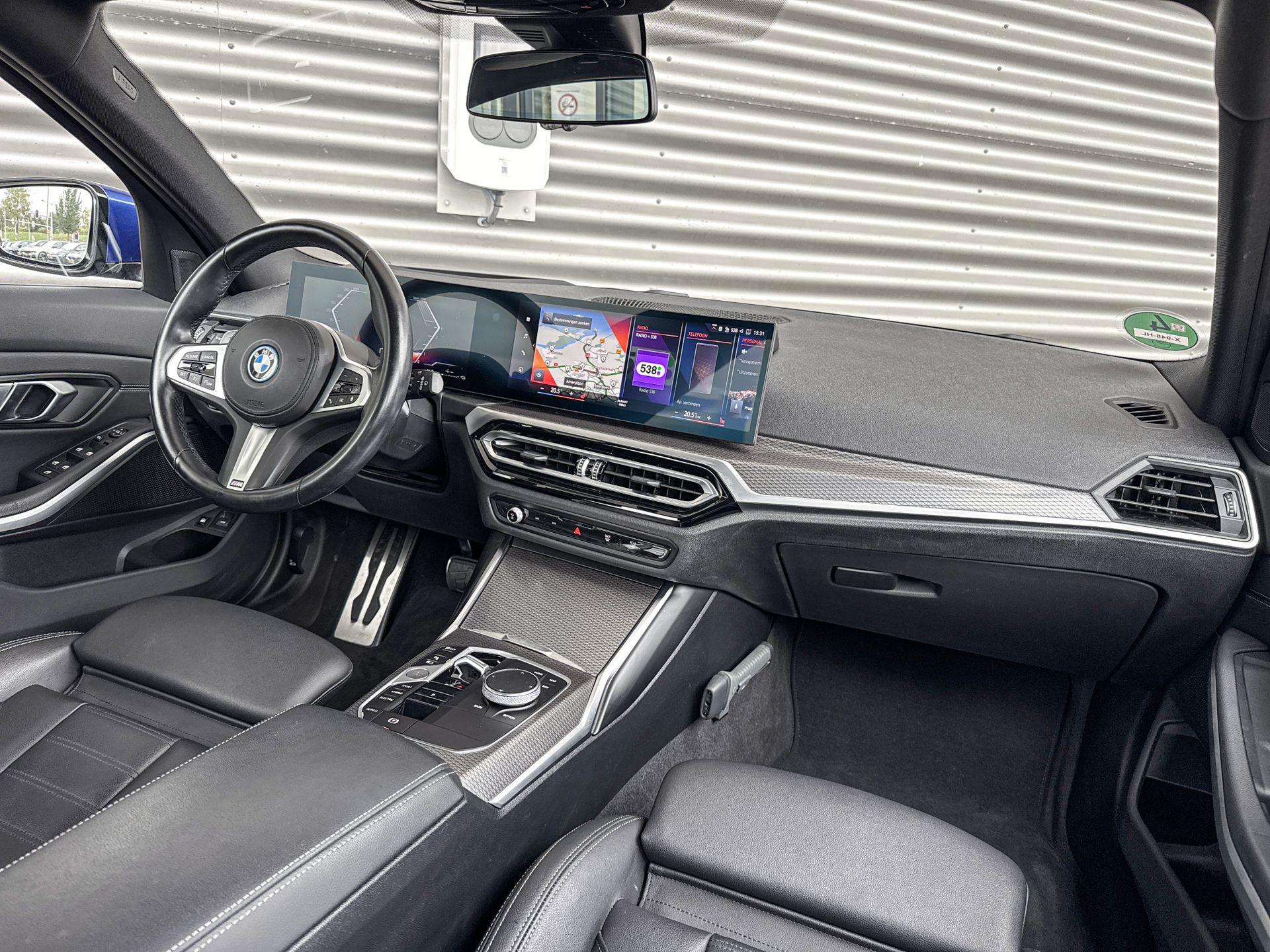 Foto van BMW 330e xDrive