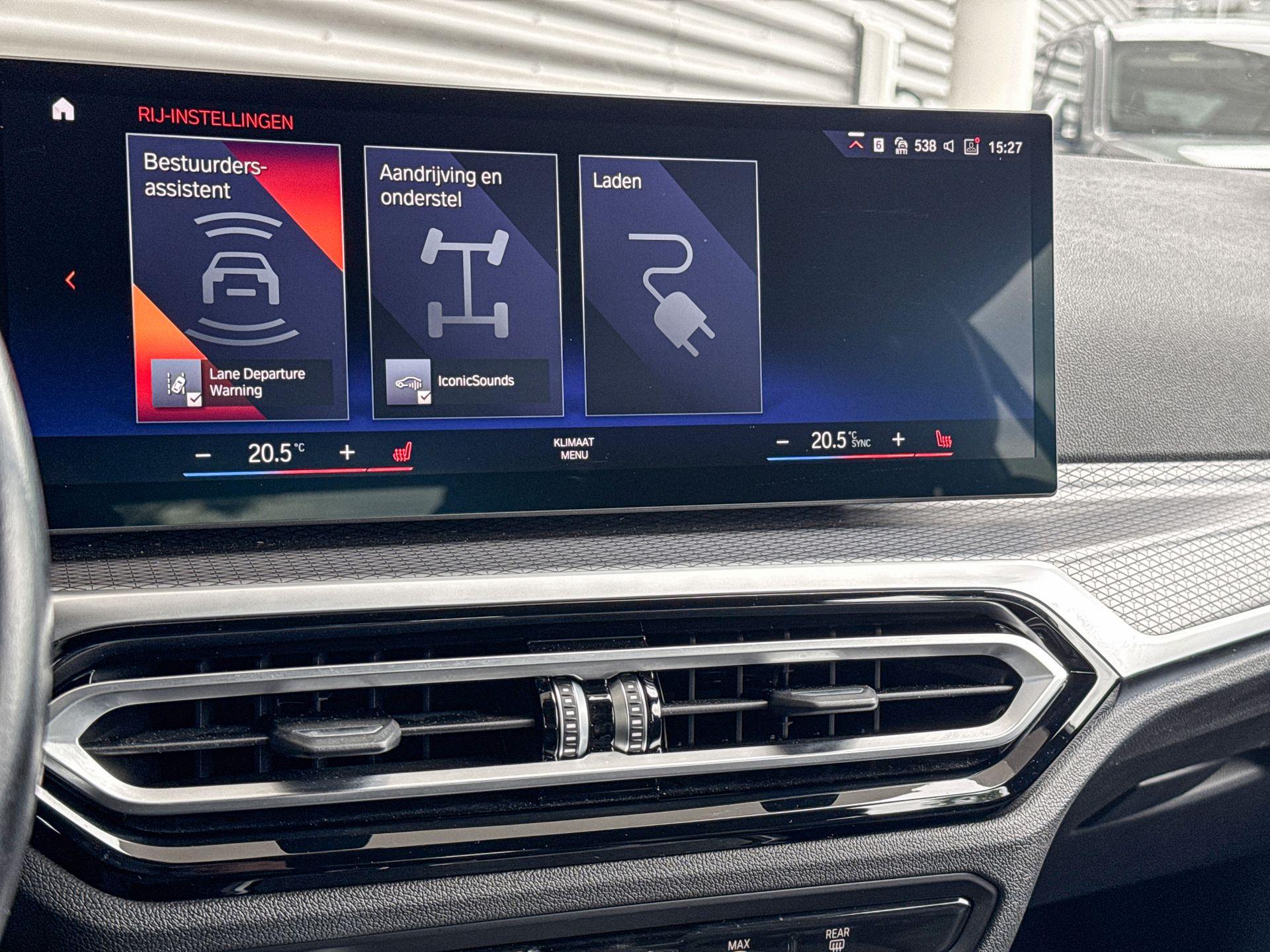 Foto van BMW 330e xDrive