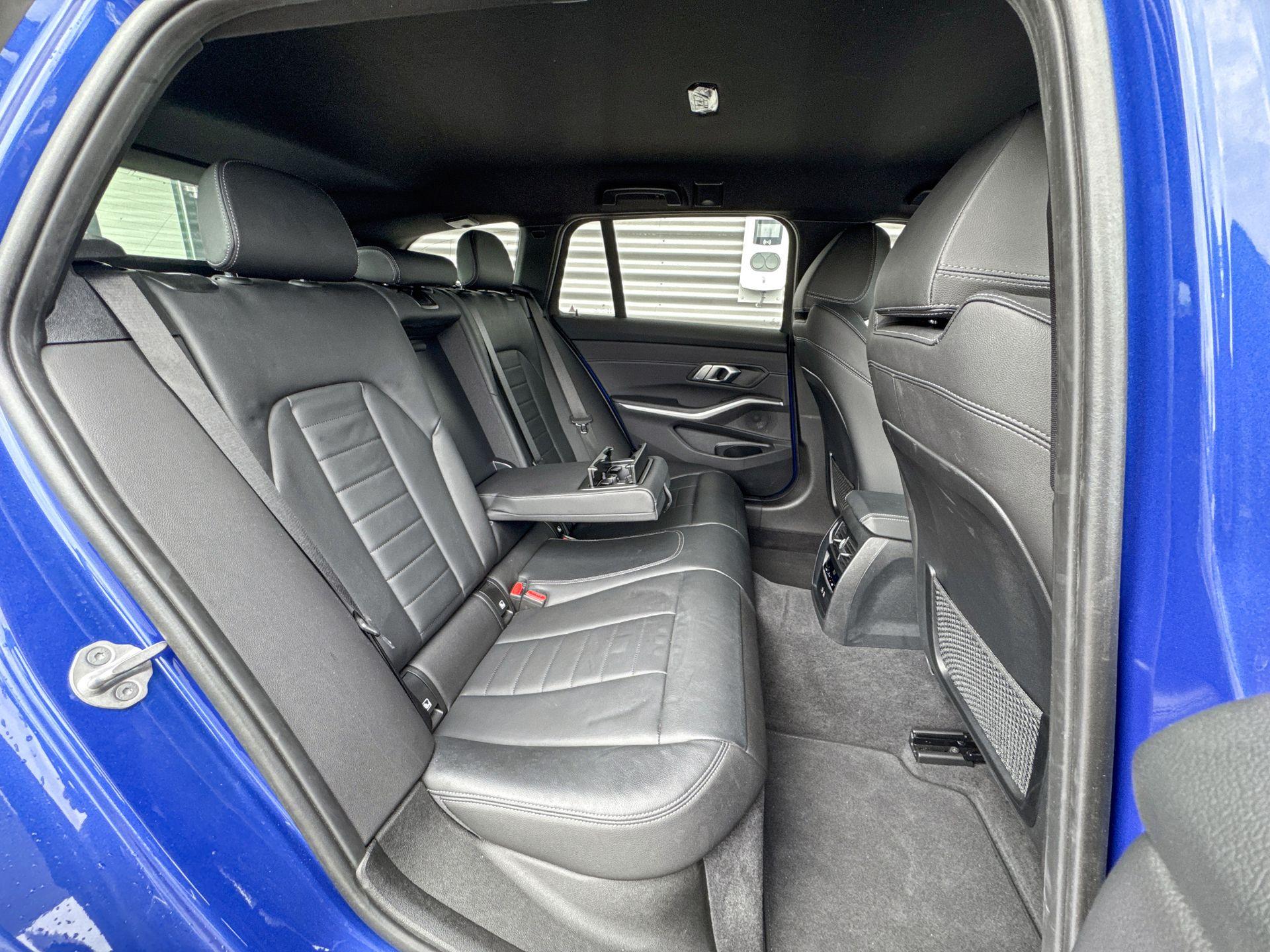 Foto van BMW 330e xDrive