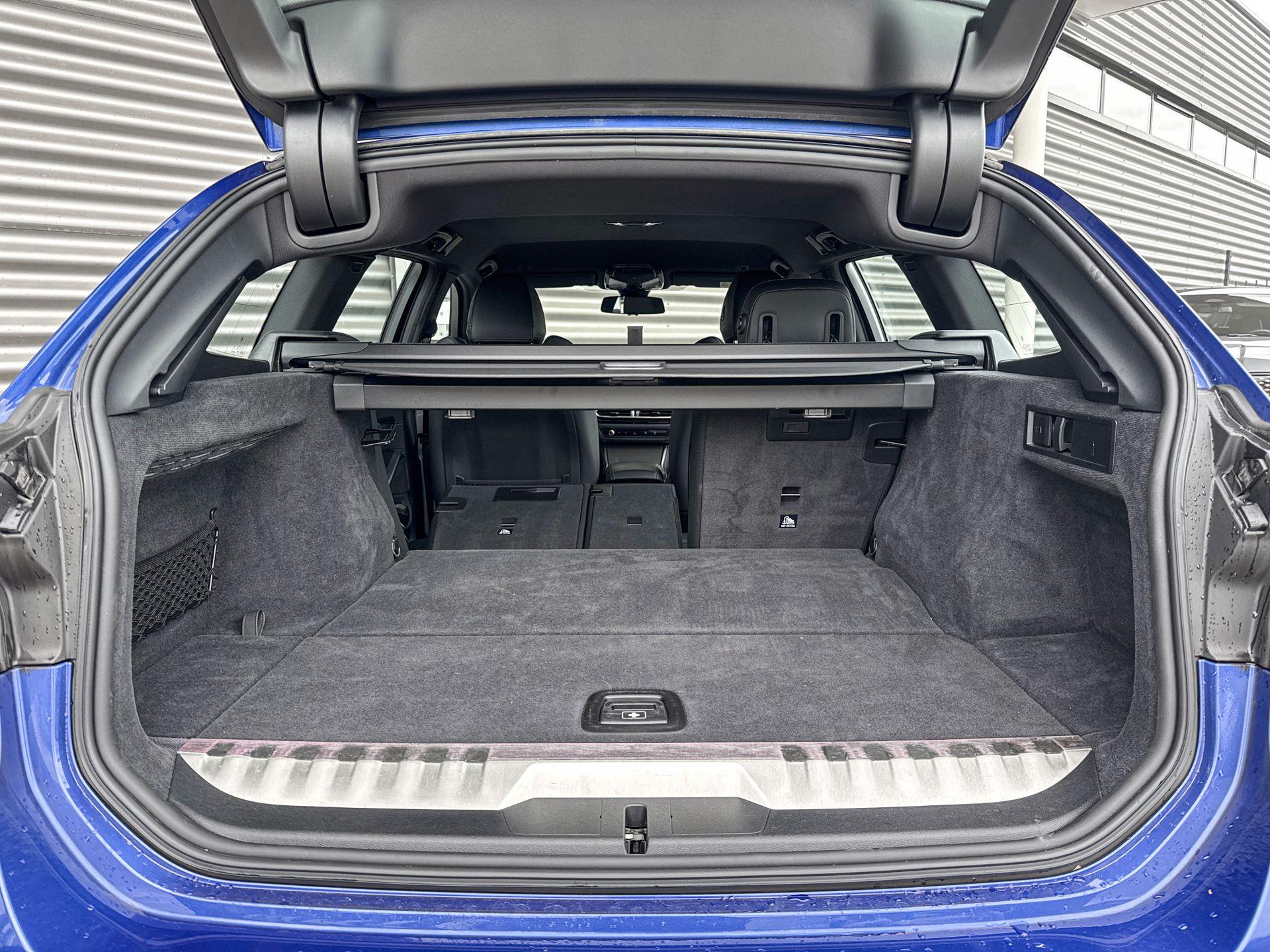 Foto van BMW 330e xDrive