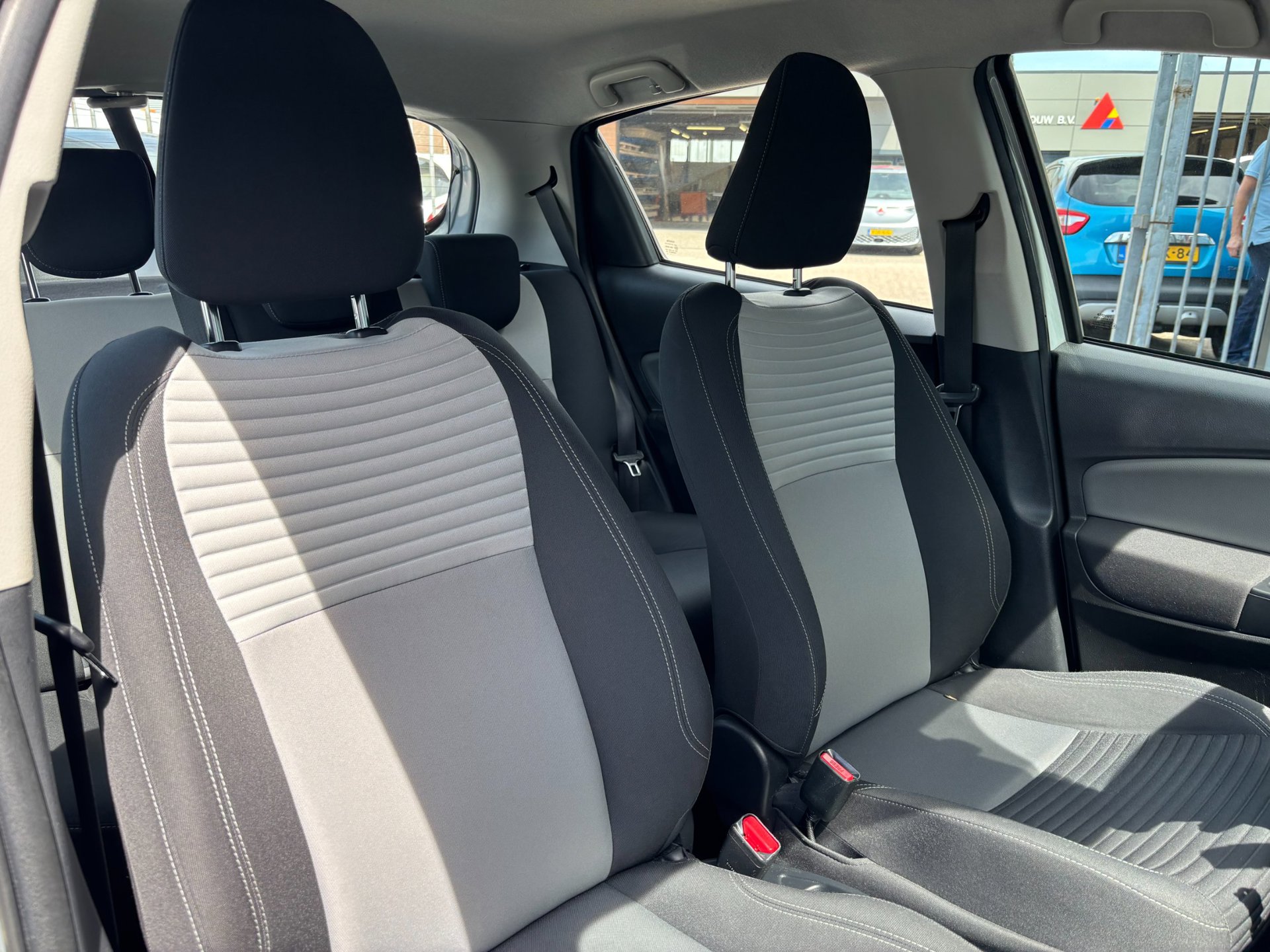Foto van Toyota Toyota Yaris Hybrid
