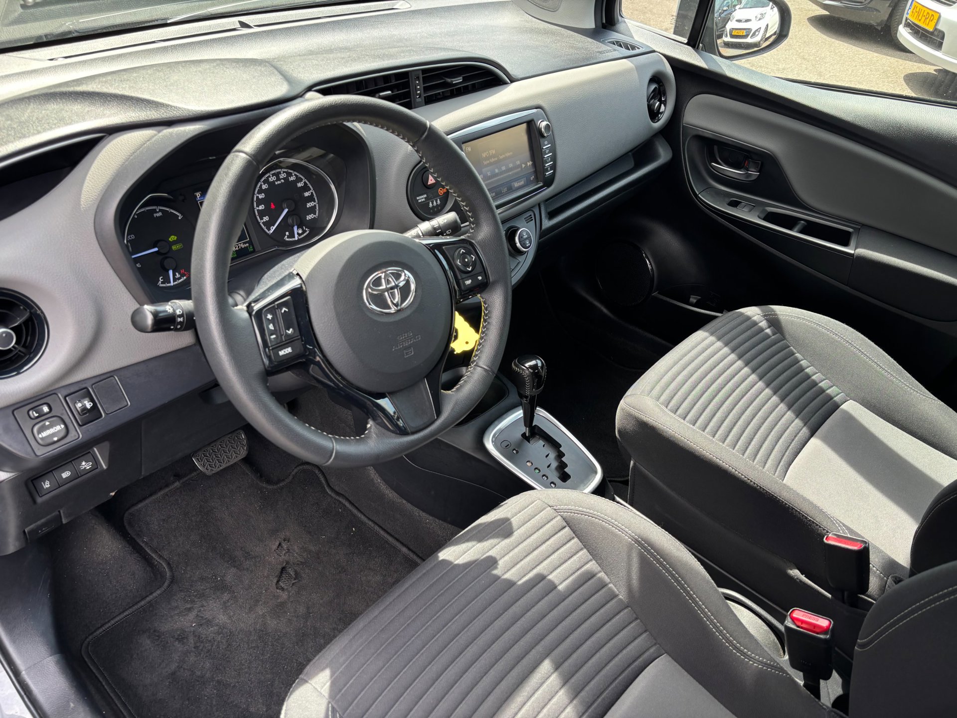 Foto van Toyota Toyota Yaris Hybrid