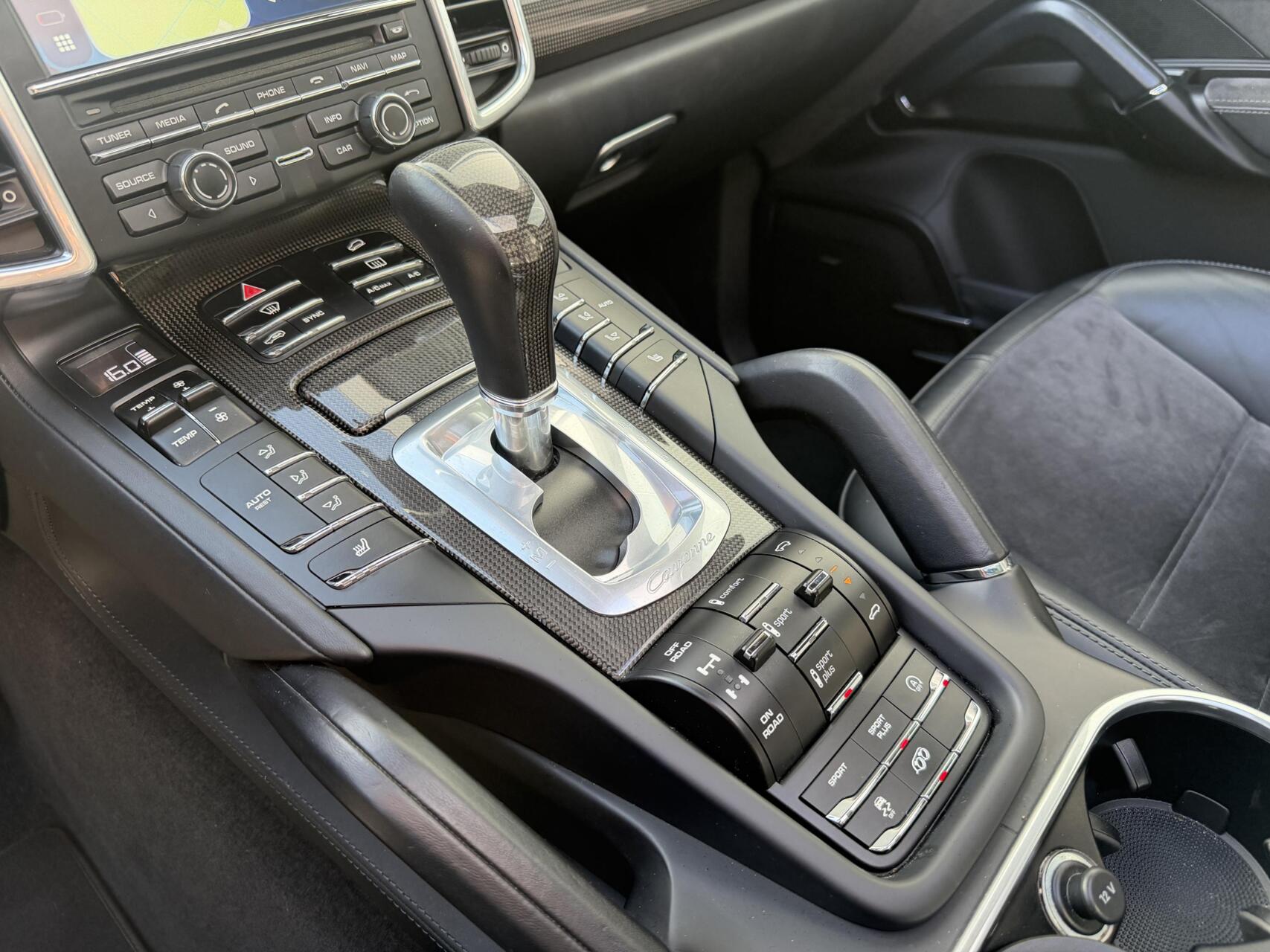 Foto van Porsche Cayenne GTS