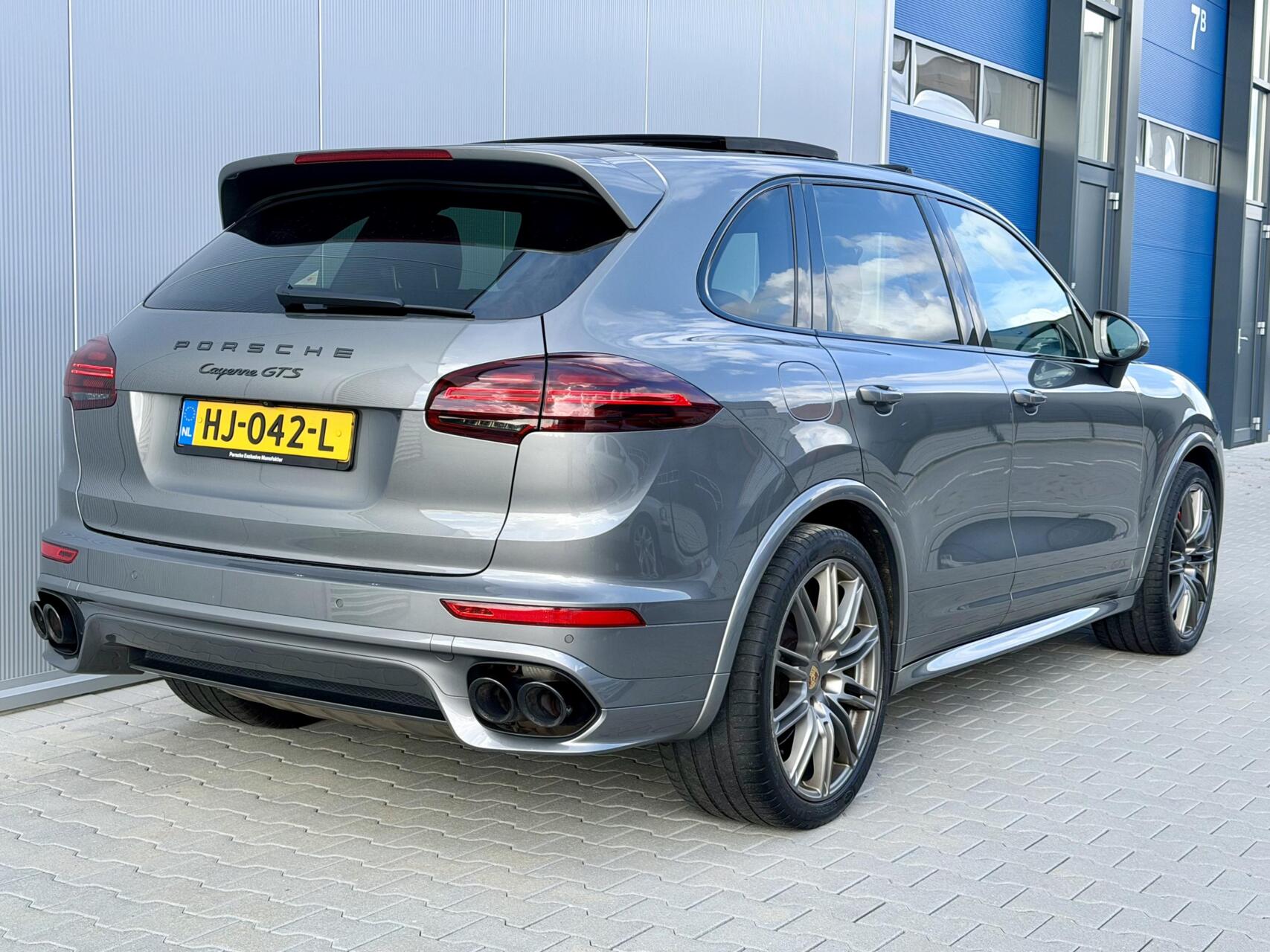 Foto van Porsche Cayenne GTS