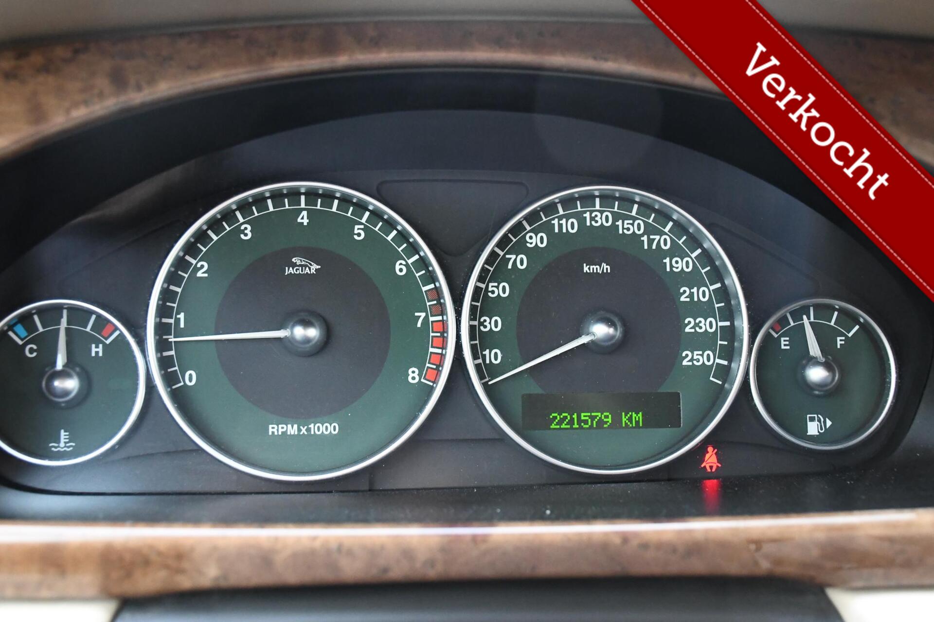 Foto van Jaguar X-type 2.5 V6 Executive