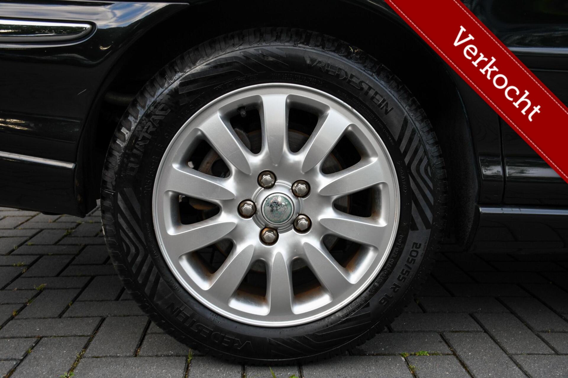 Foto van Jaguar X-type 2.5 V6 Executive