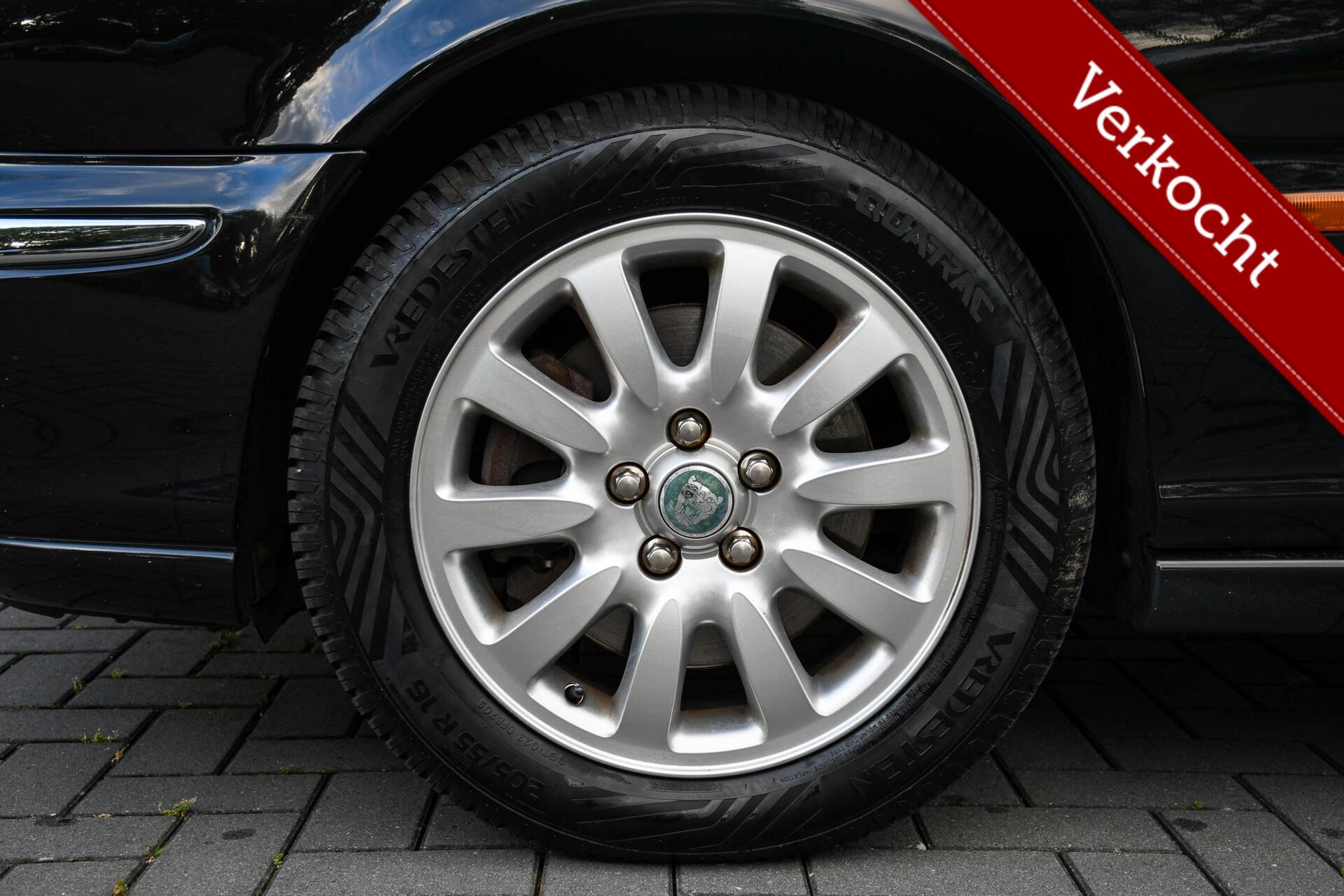 Foto van Jaguar X-type 2.5 V6 Executive