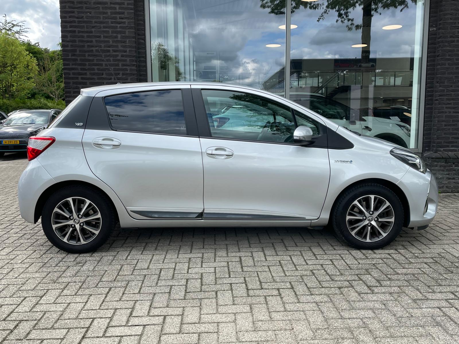 Foto van Toyota Toyota Yaris Hybrid