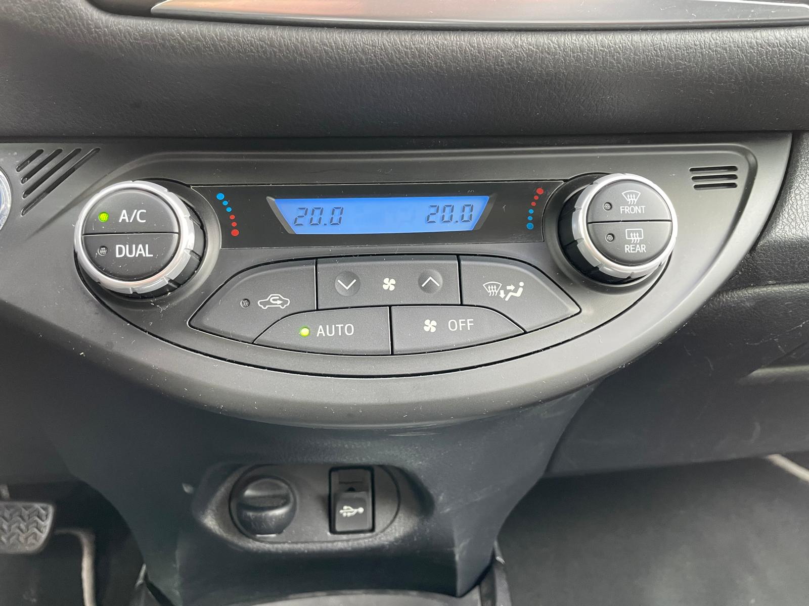 Foto van Toyota Toyota Yaris Hybrid