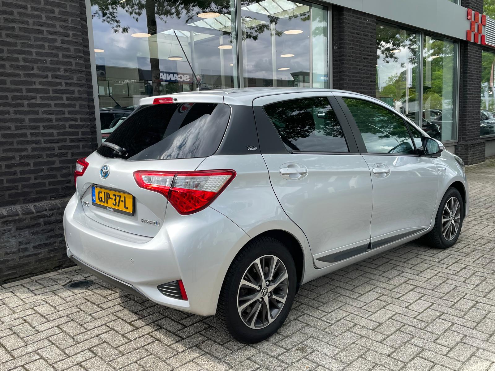 Foto van Toyota Toyota Yaris Hybrid