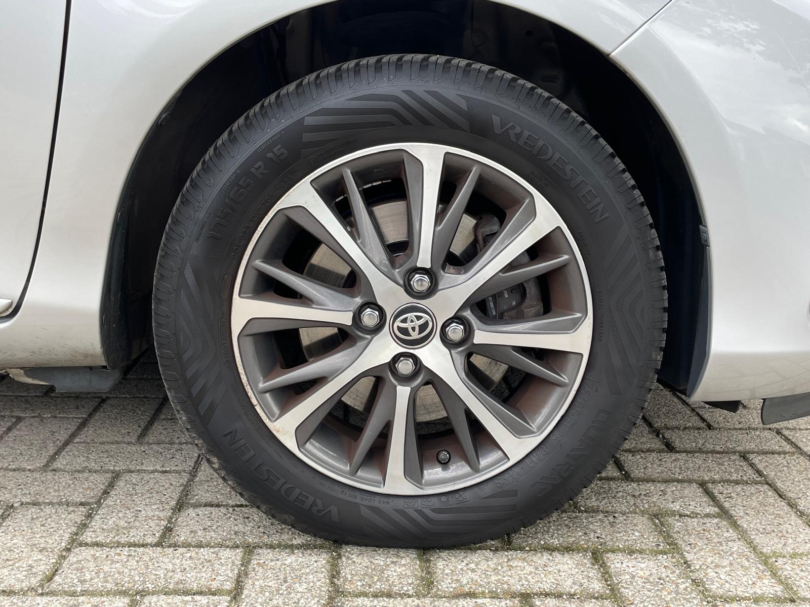 Foto van Toyota Toyota Yaris Hybrid
