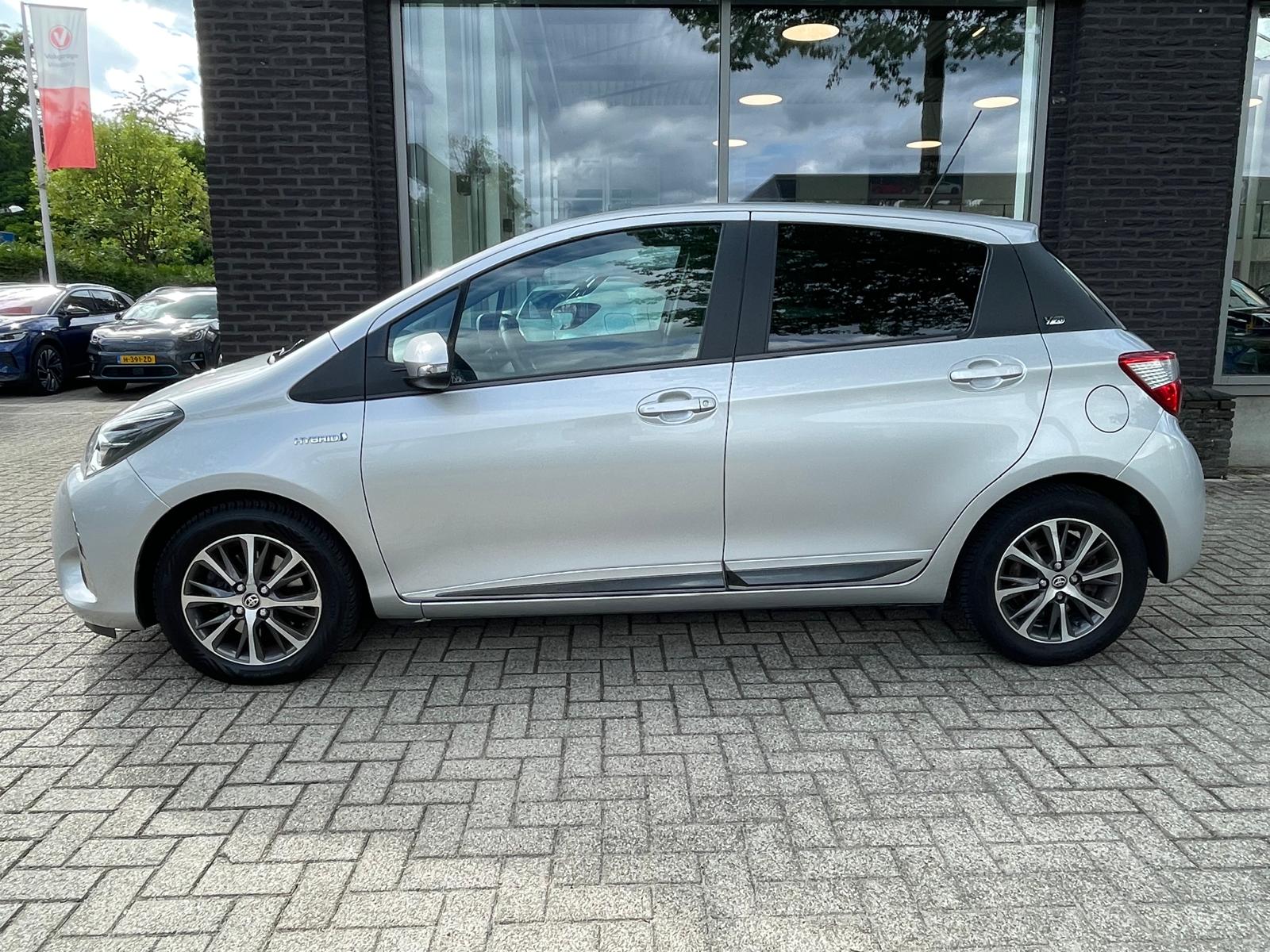 Foto van Toyota Toyota Yaris Hybrid