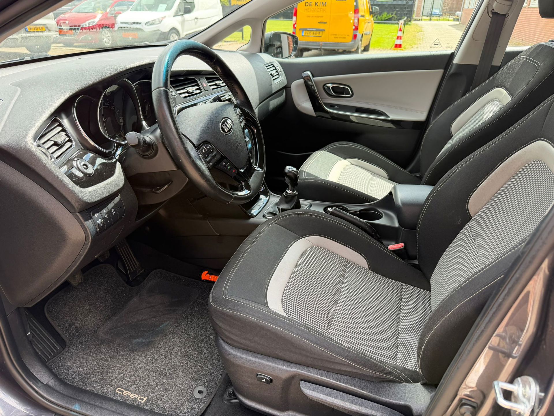Foto van Kia Cee D