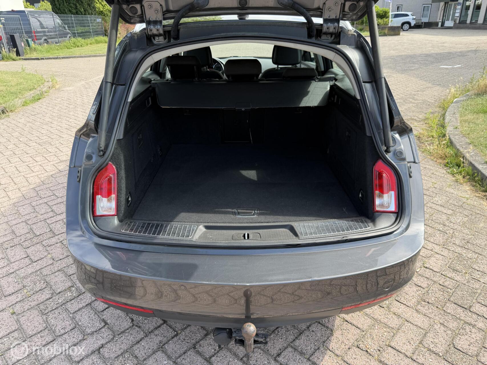 Foto van Opel Insignia Sports Tourer SW