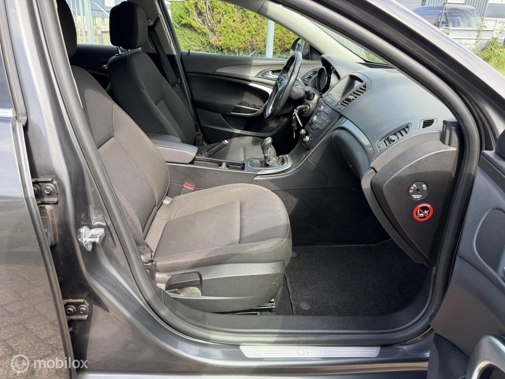 Foto van Opel Insignia Sports Tourer SW