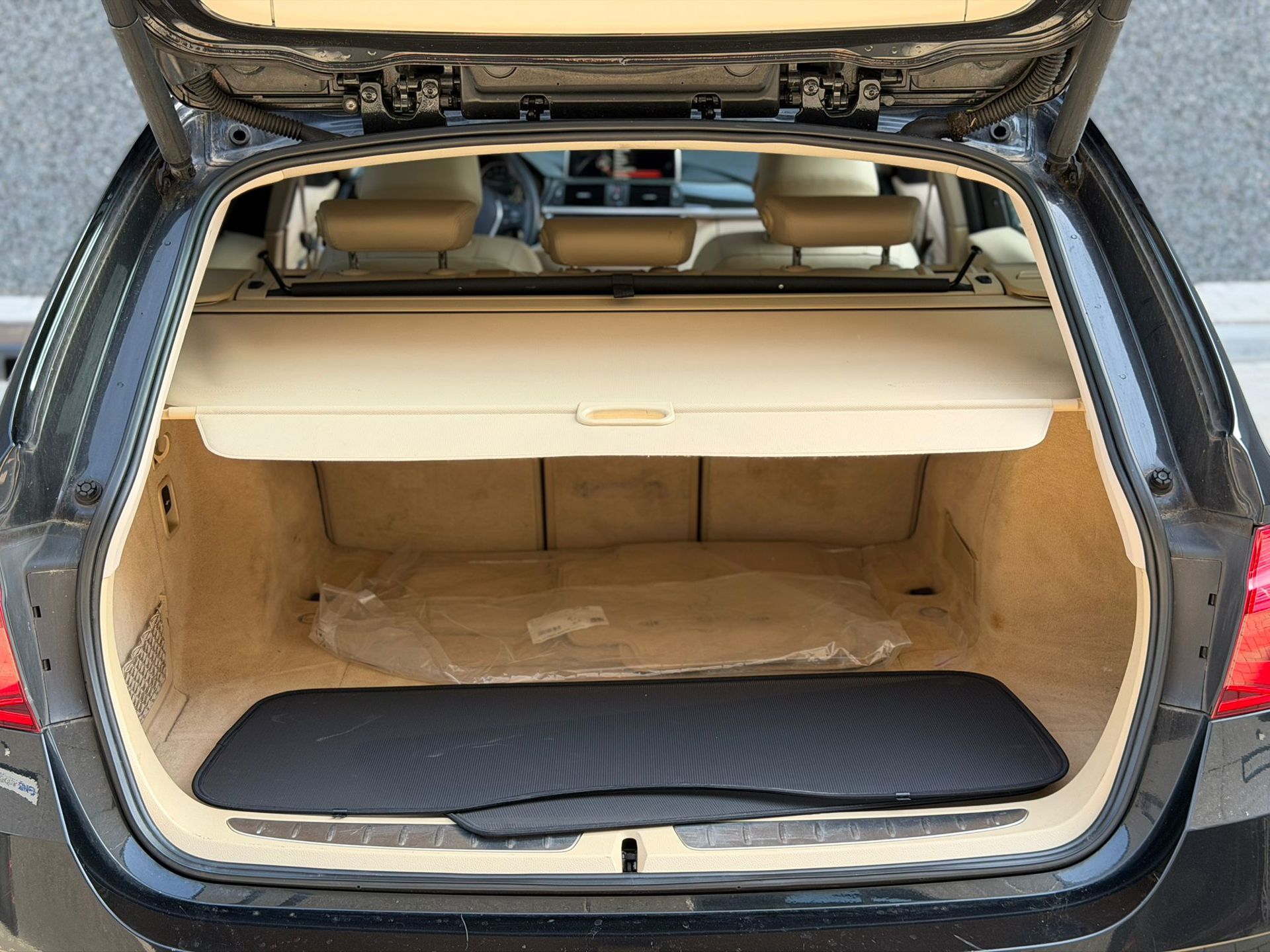 Foto van BMW 328i