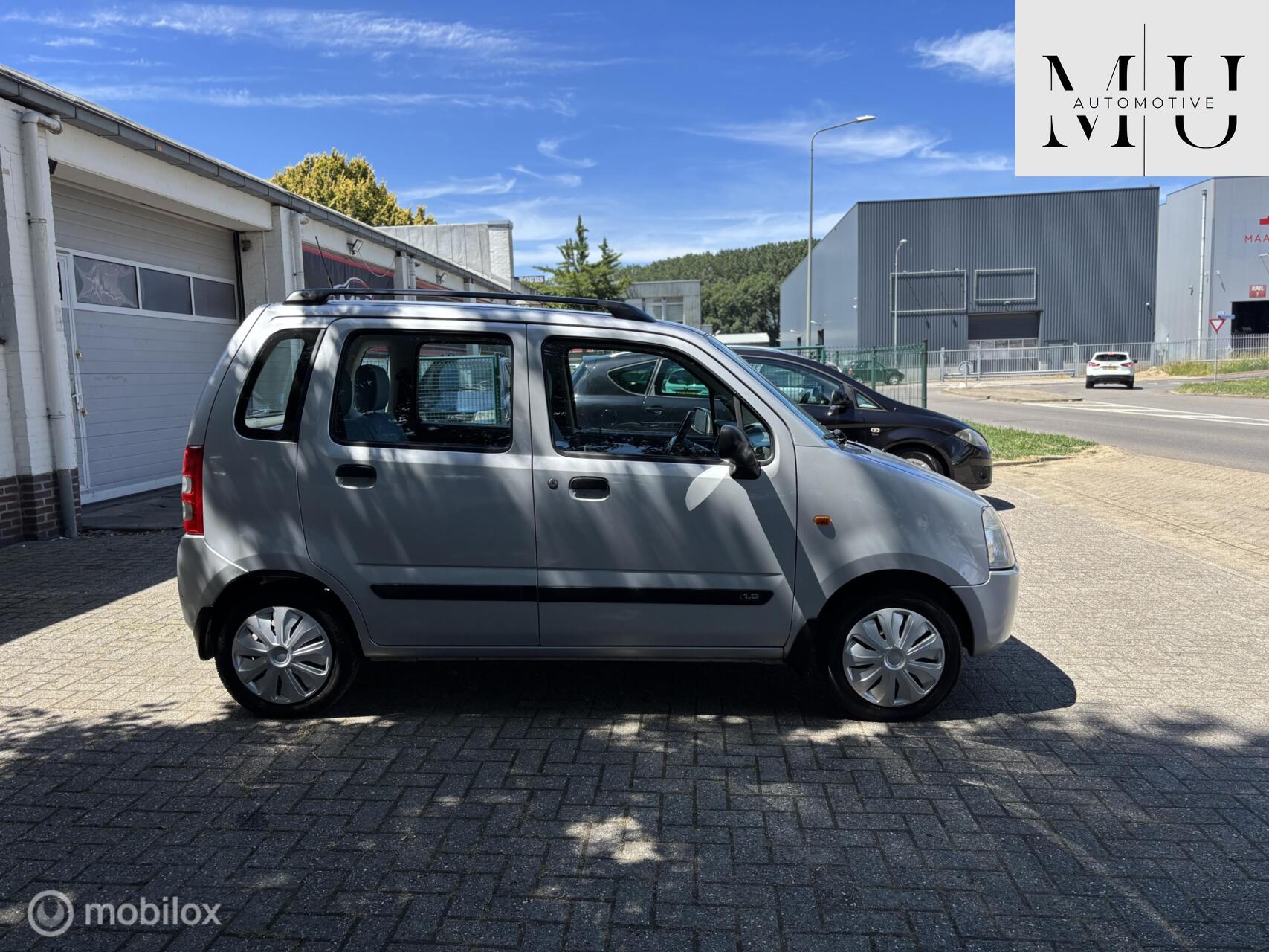 Foto van Suzuki Wagon R