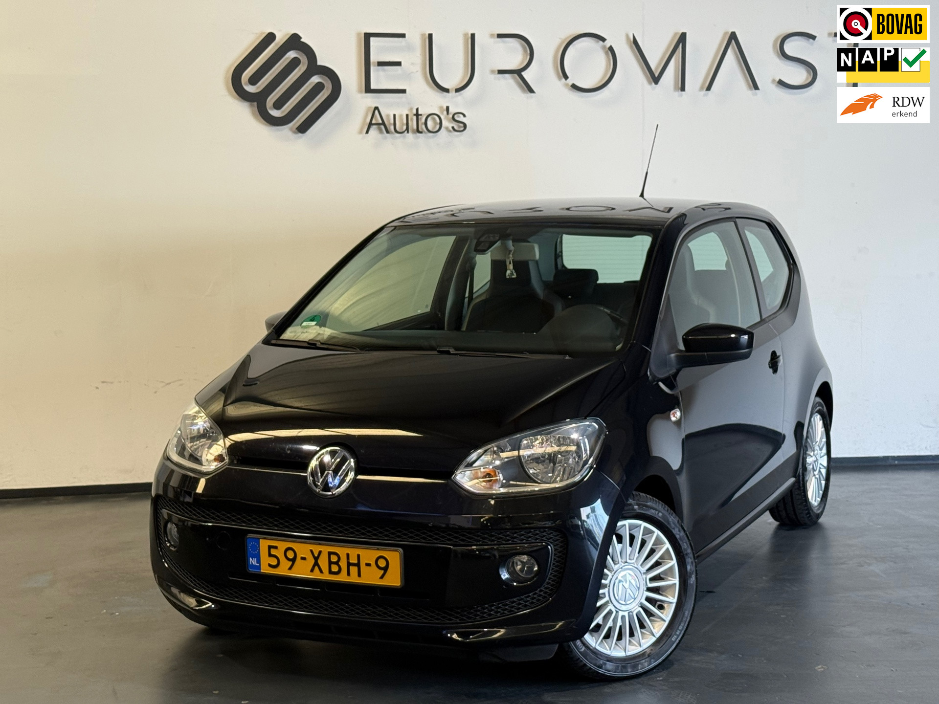 Volkswagen Up 1.0 high up! BlueMotion Airco Nap Nieuwe Apk 2012 - voorkant