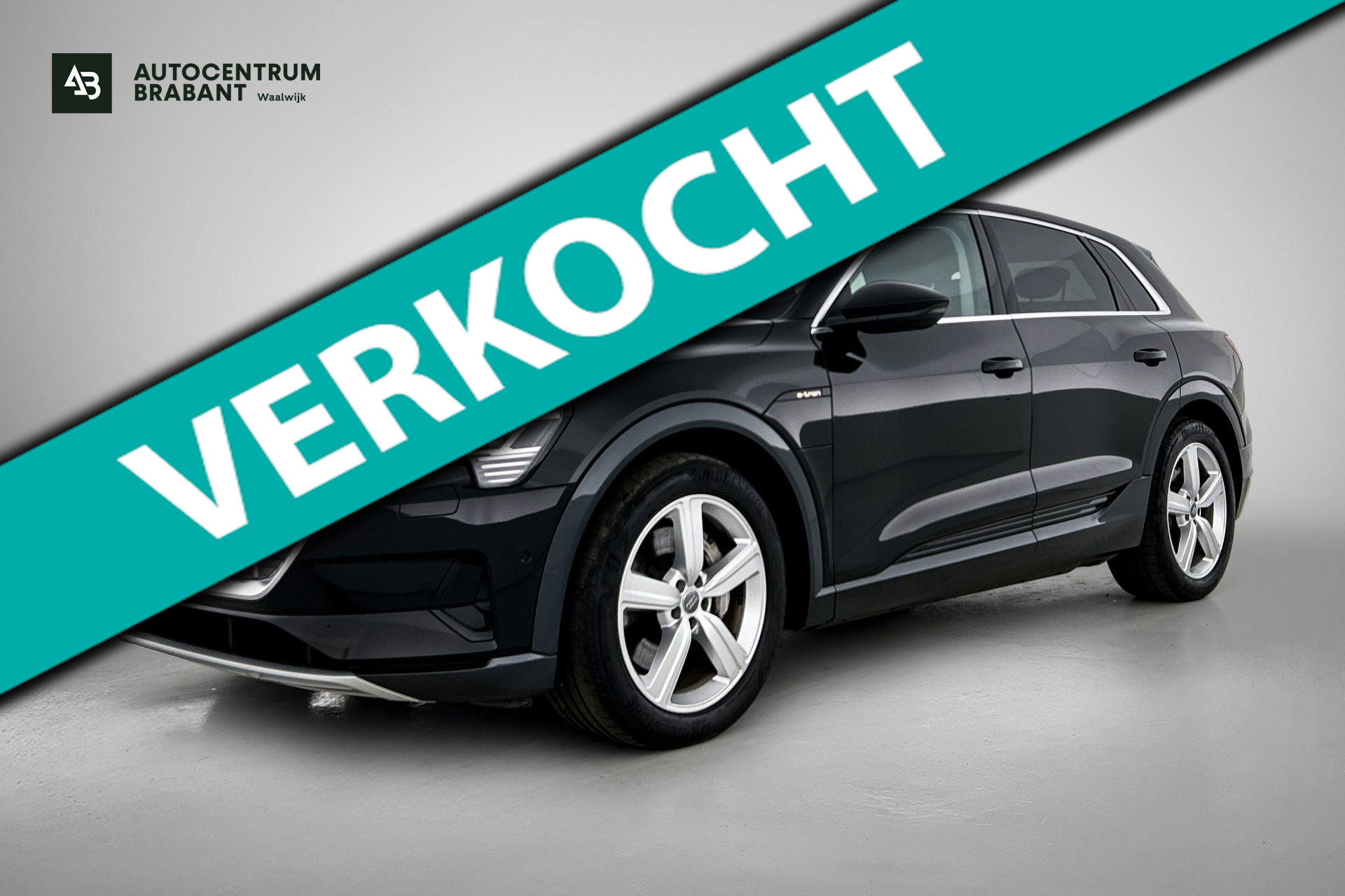 Audi Audi E-tron E-tron 55 quattro advanced 95 kWh(NL-auto, Goed OnderH, Navi, Climate Con, Parkeersensoren, Etc) 2019 - voorkant