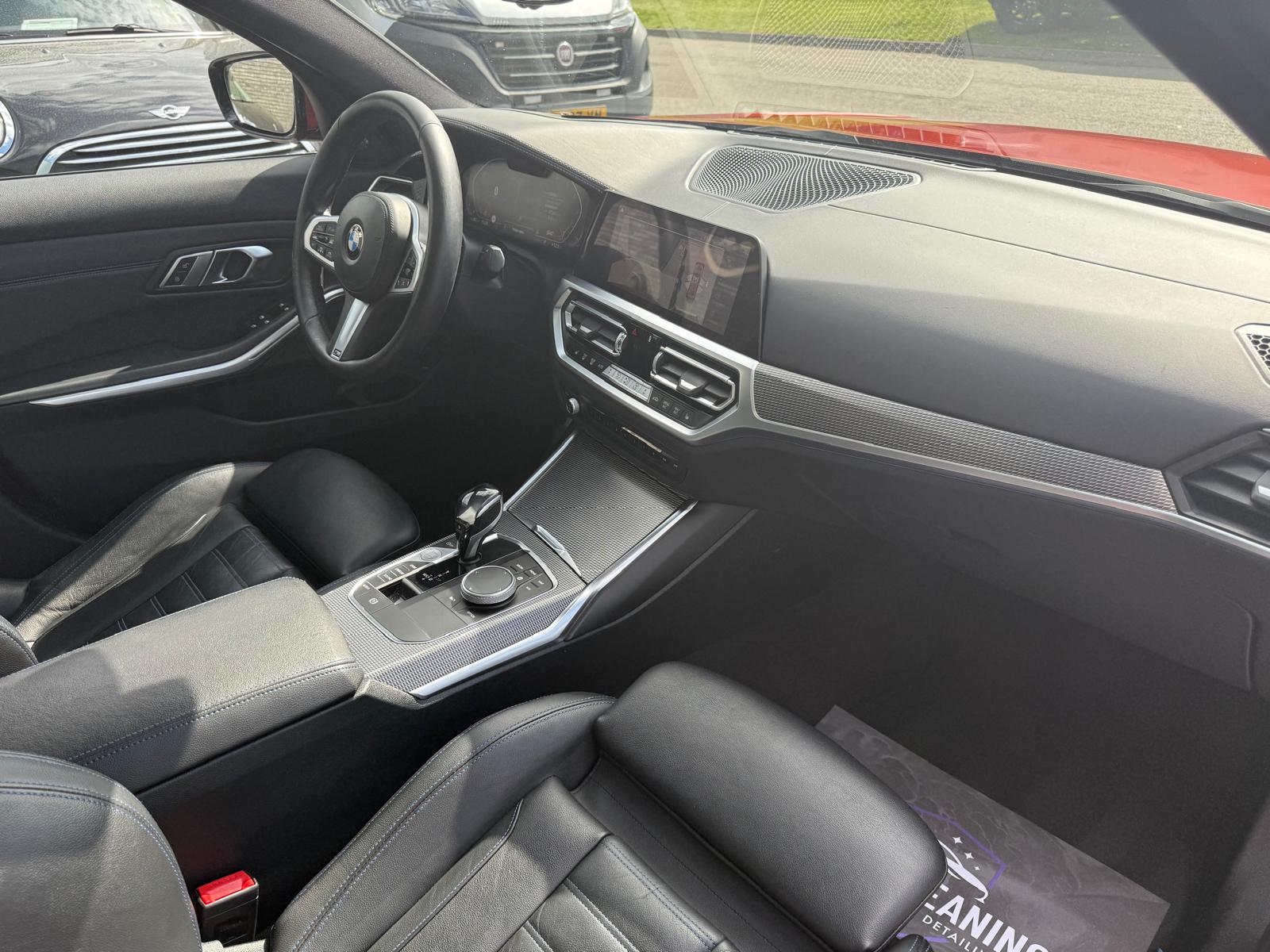Foto van BMW 330i