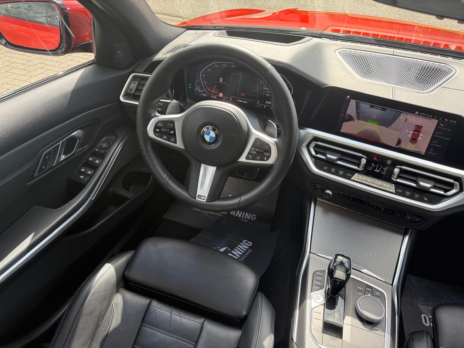 Foto van BMW 330i