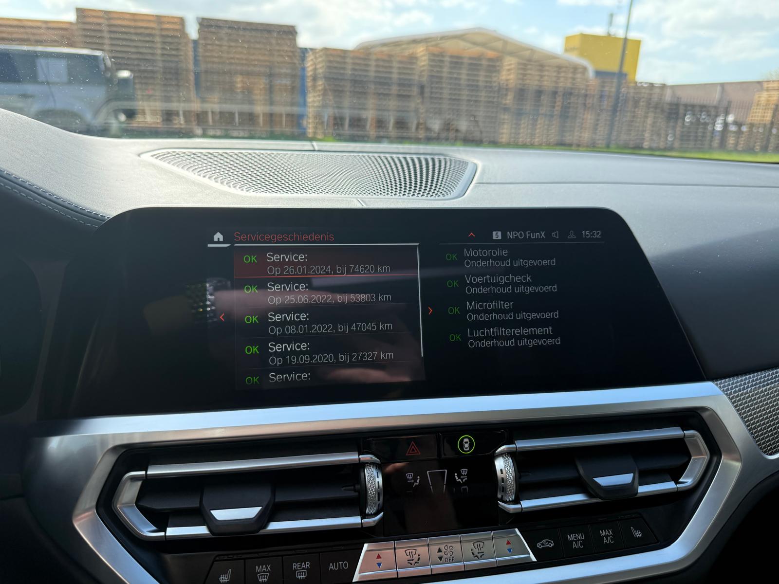 Foto van BMW 330i