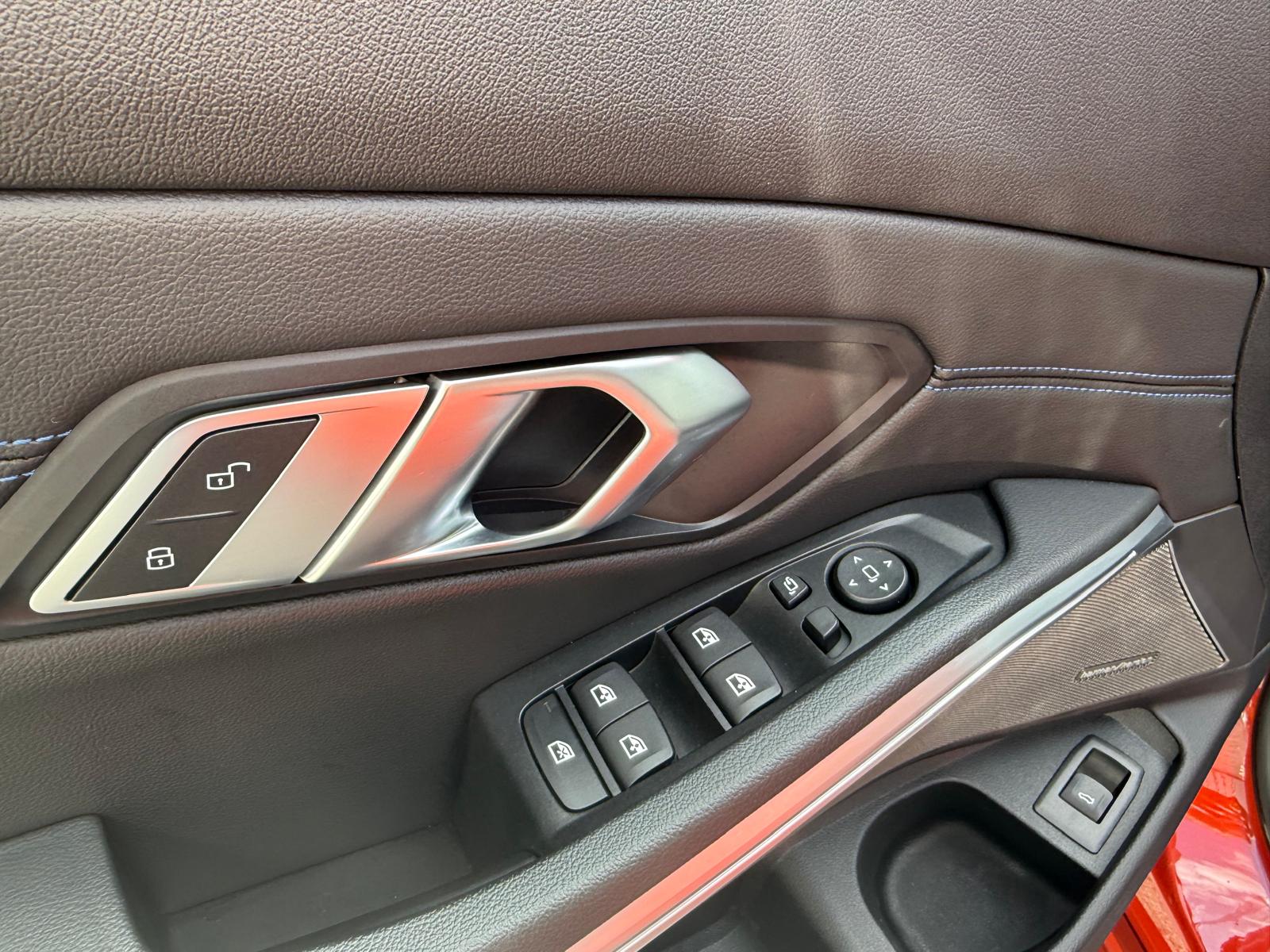 Foto van BMW 330i
