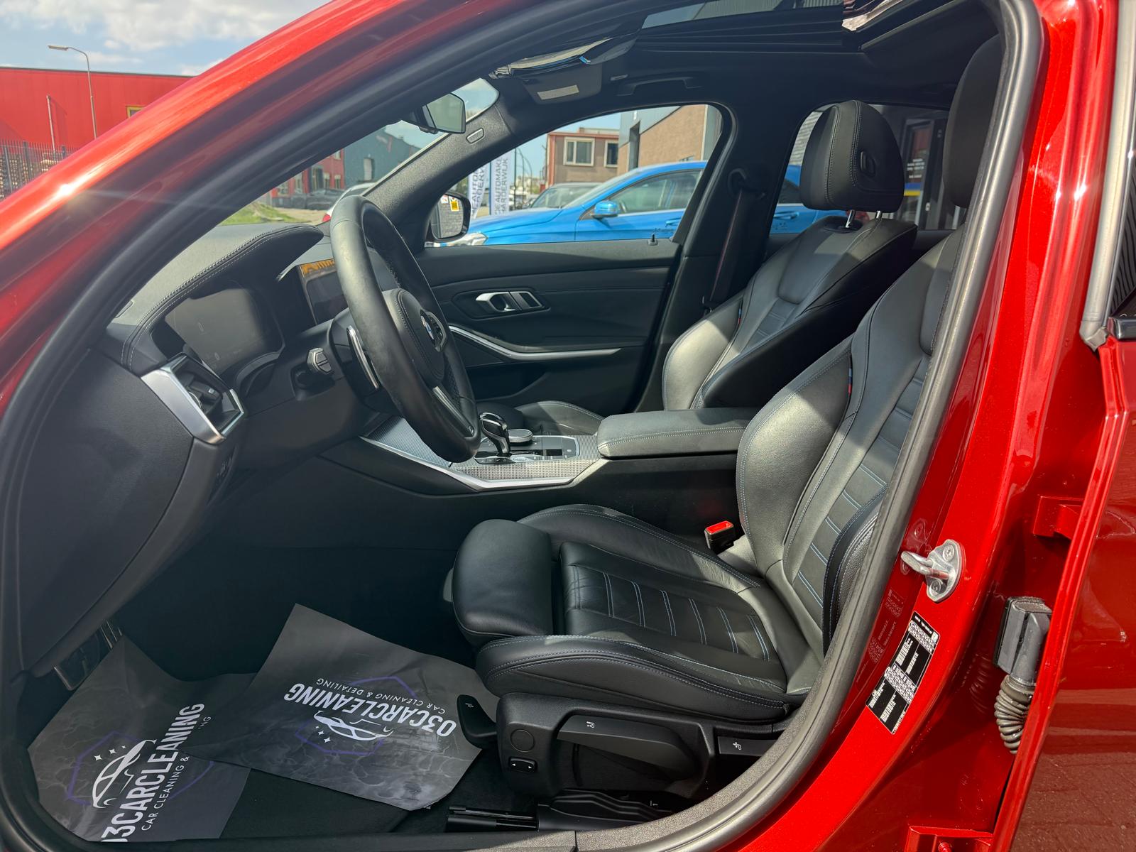 Foto van BMW 330i