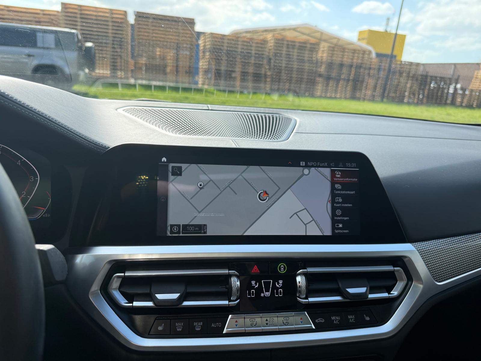 Foto van BMW 330i
