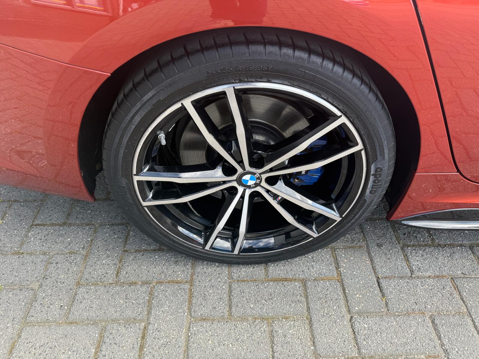 Foto van BMW 330i