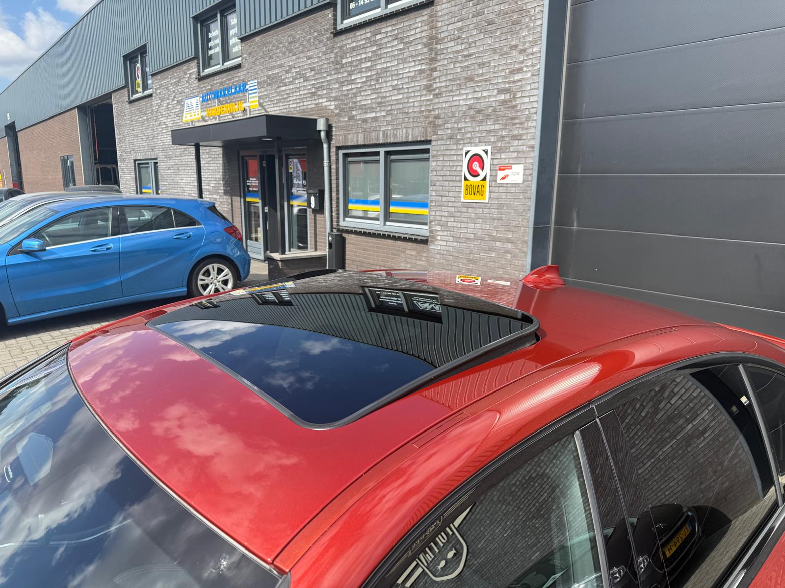 Foto van BMW 330i