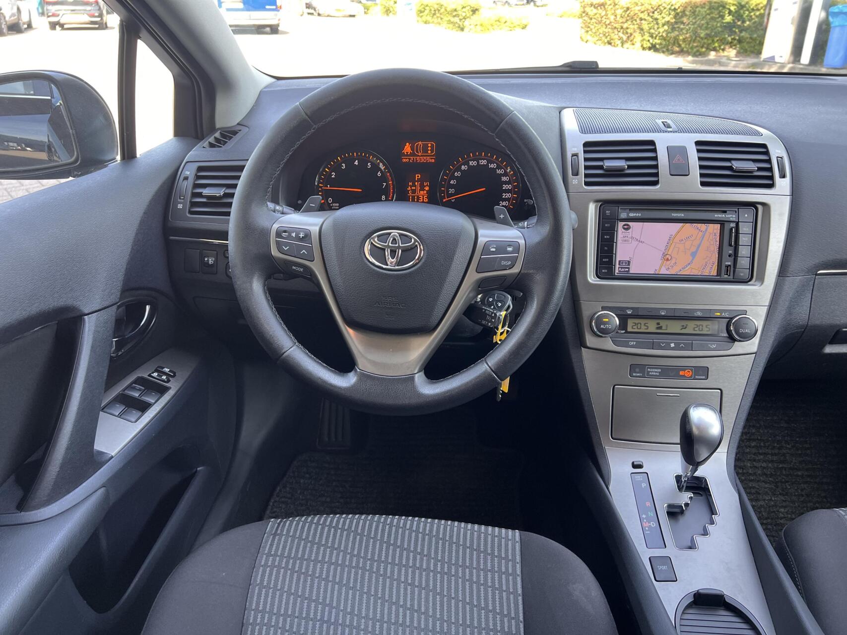 Foto van Toyota Toyota Avensis