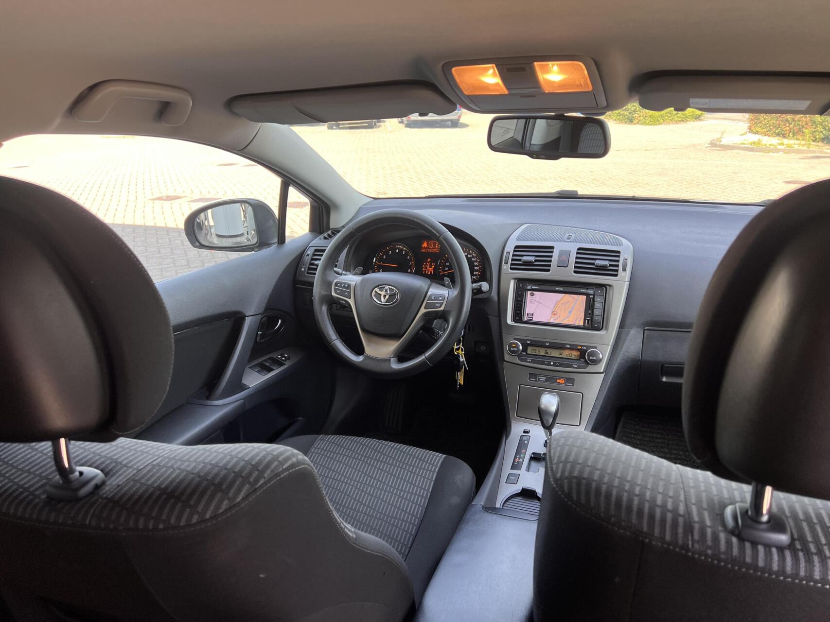 Foto van Toyota Toyota Avensis
